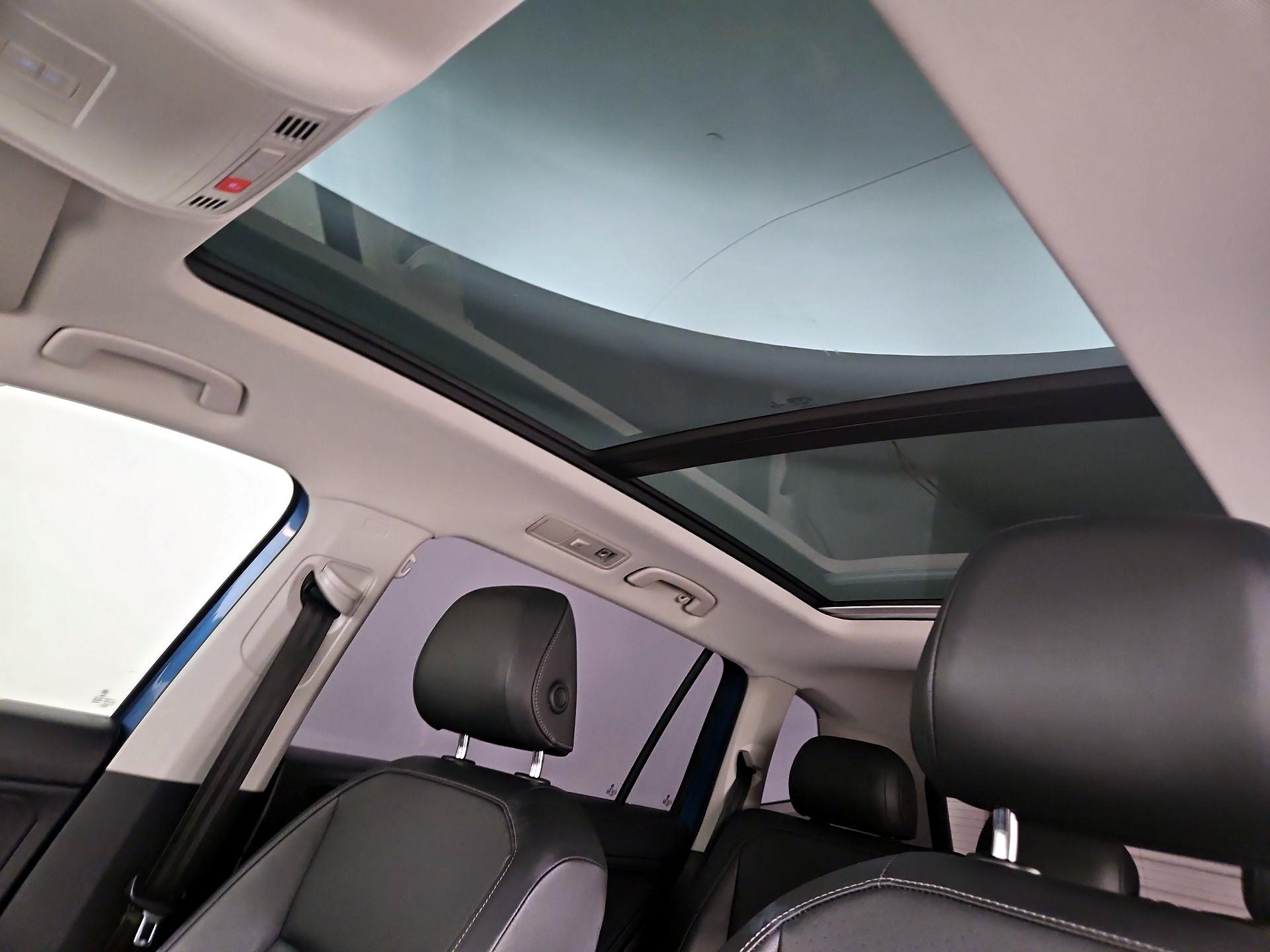 Thumbnail: 2019 Volkswagen Tiguan - 20