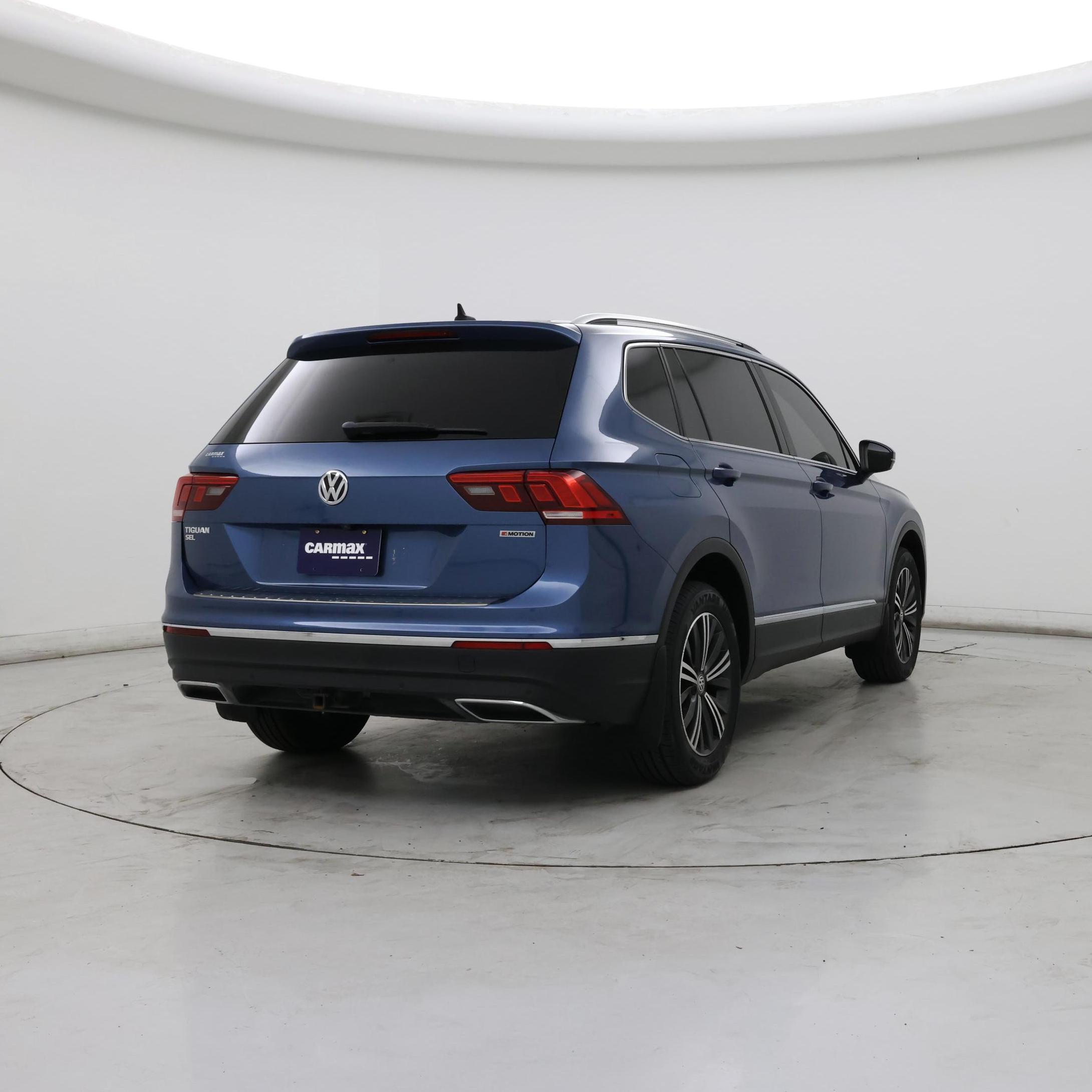 Thumbnail: 2019 Volkswagen Tiguan - 8