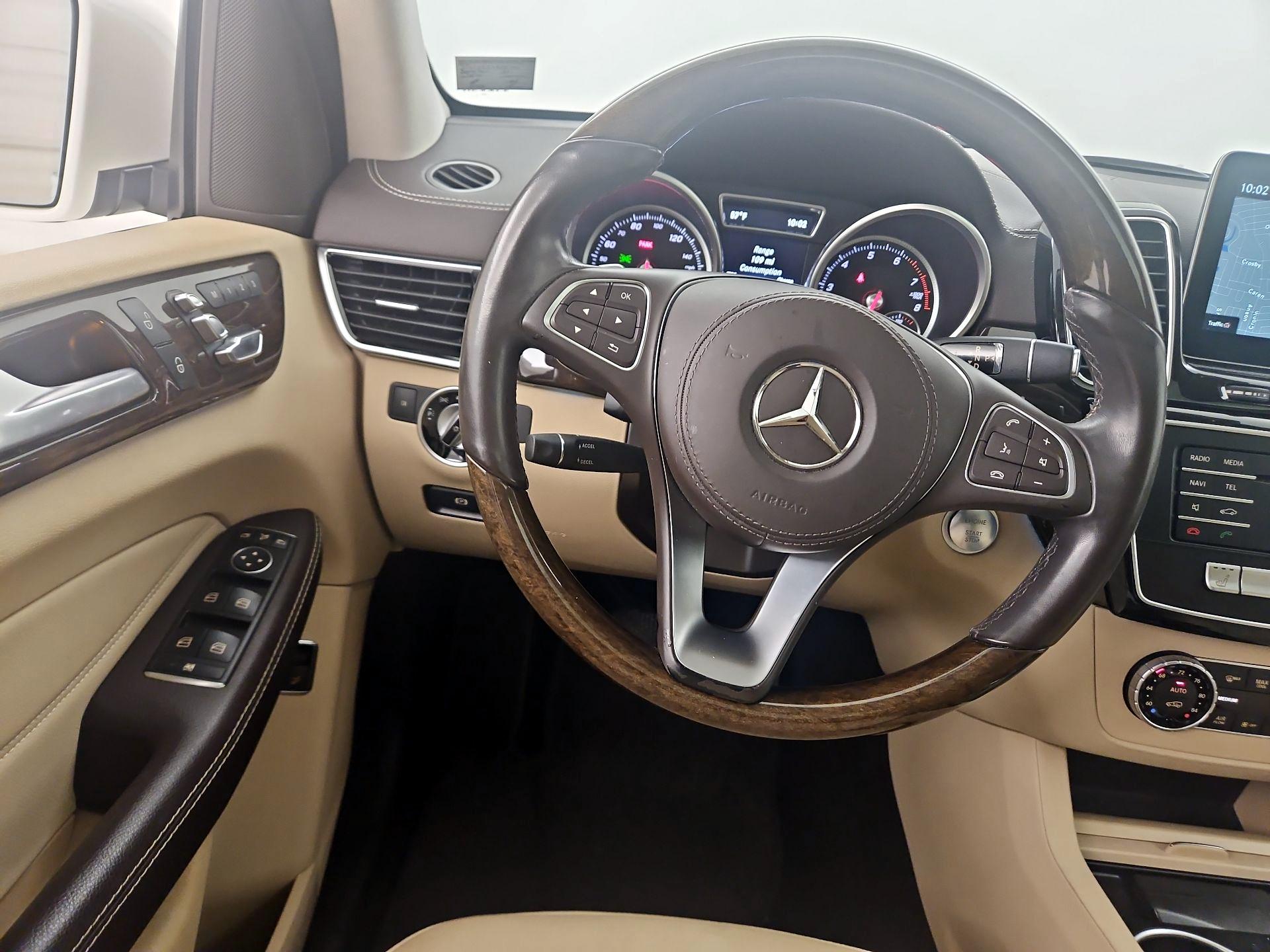 Thumbnail: 2017 Mercedes-Benz GLS - 10