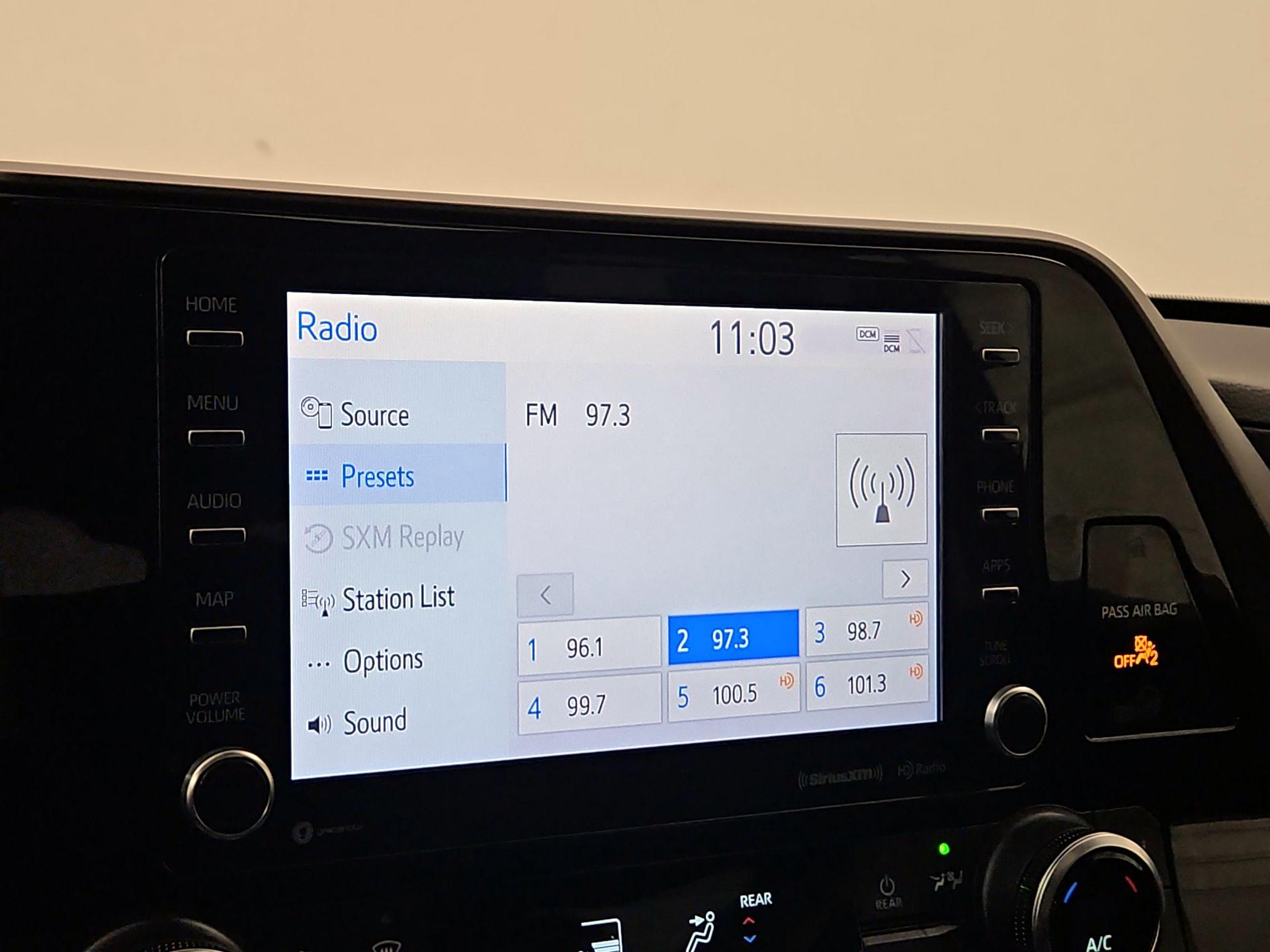 Thumbnail: 2021 Toyota Highlander - 15