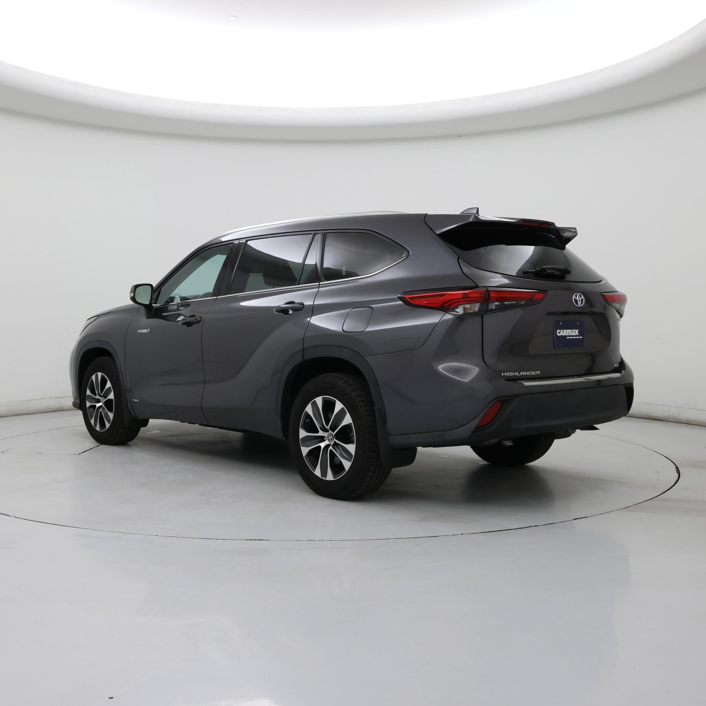 Thumbnail: 2021 Toyota Highlander - 2