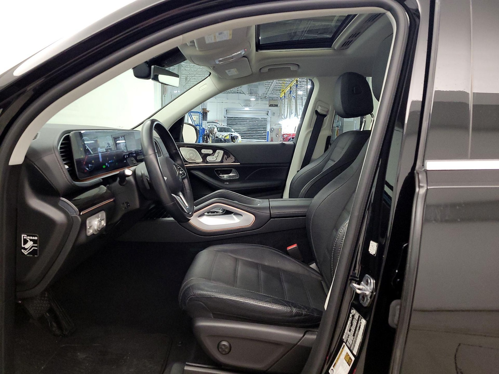 2023 Mercedes-Benz GLS GLS450 - Photo 12