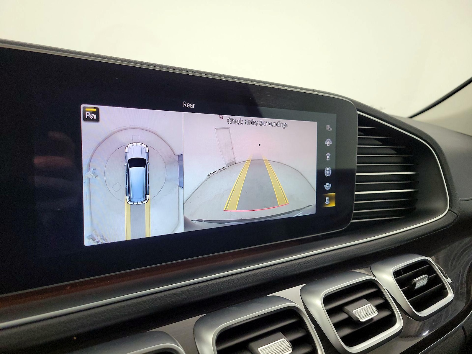 2023 Mercedes-Benz GLS GLS450 - Photo 16