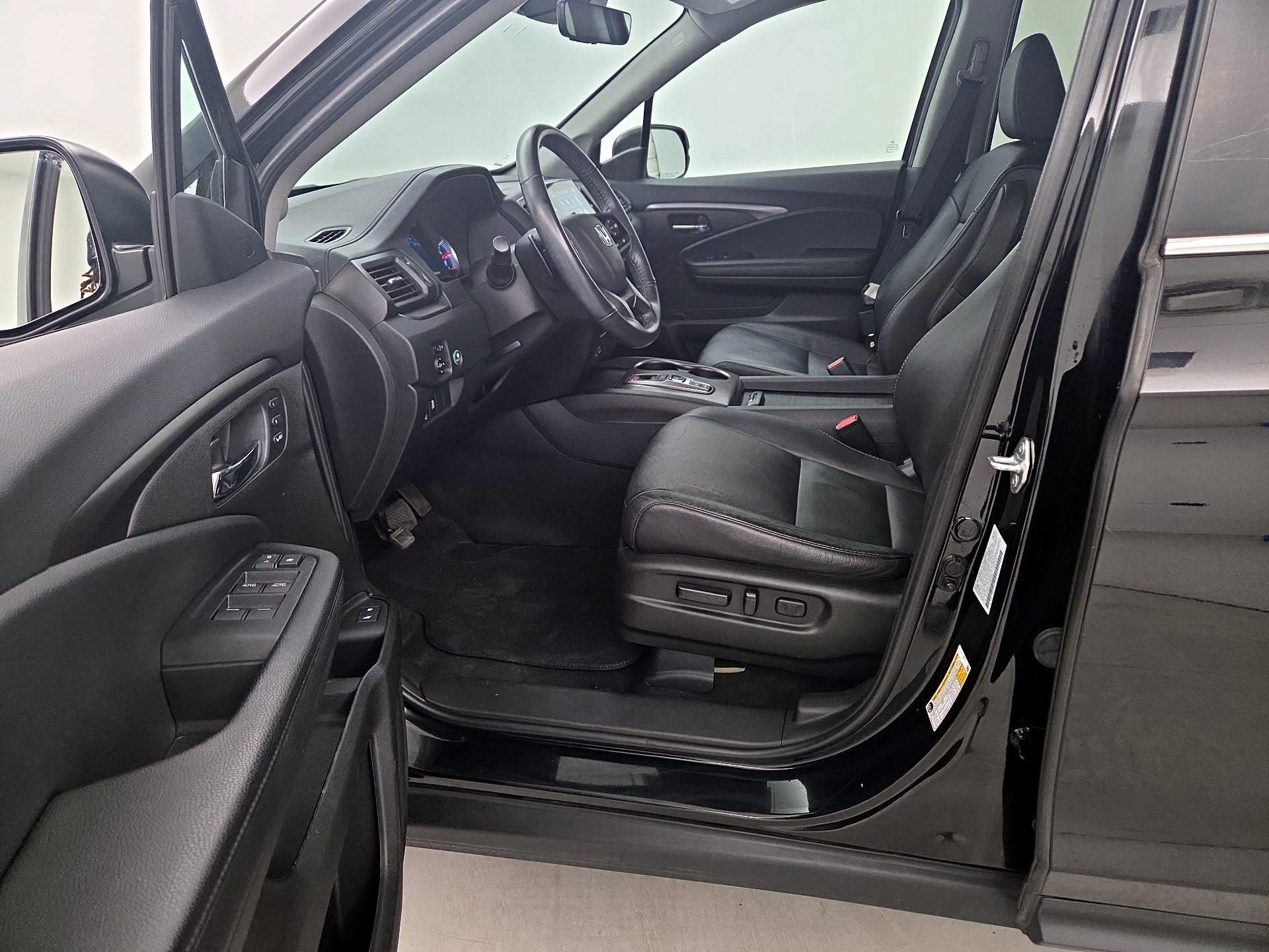 Thumbnail: 2022 Honda Pilot - 11