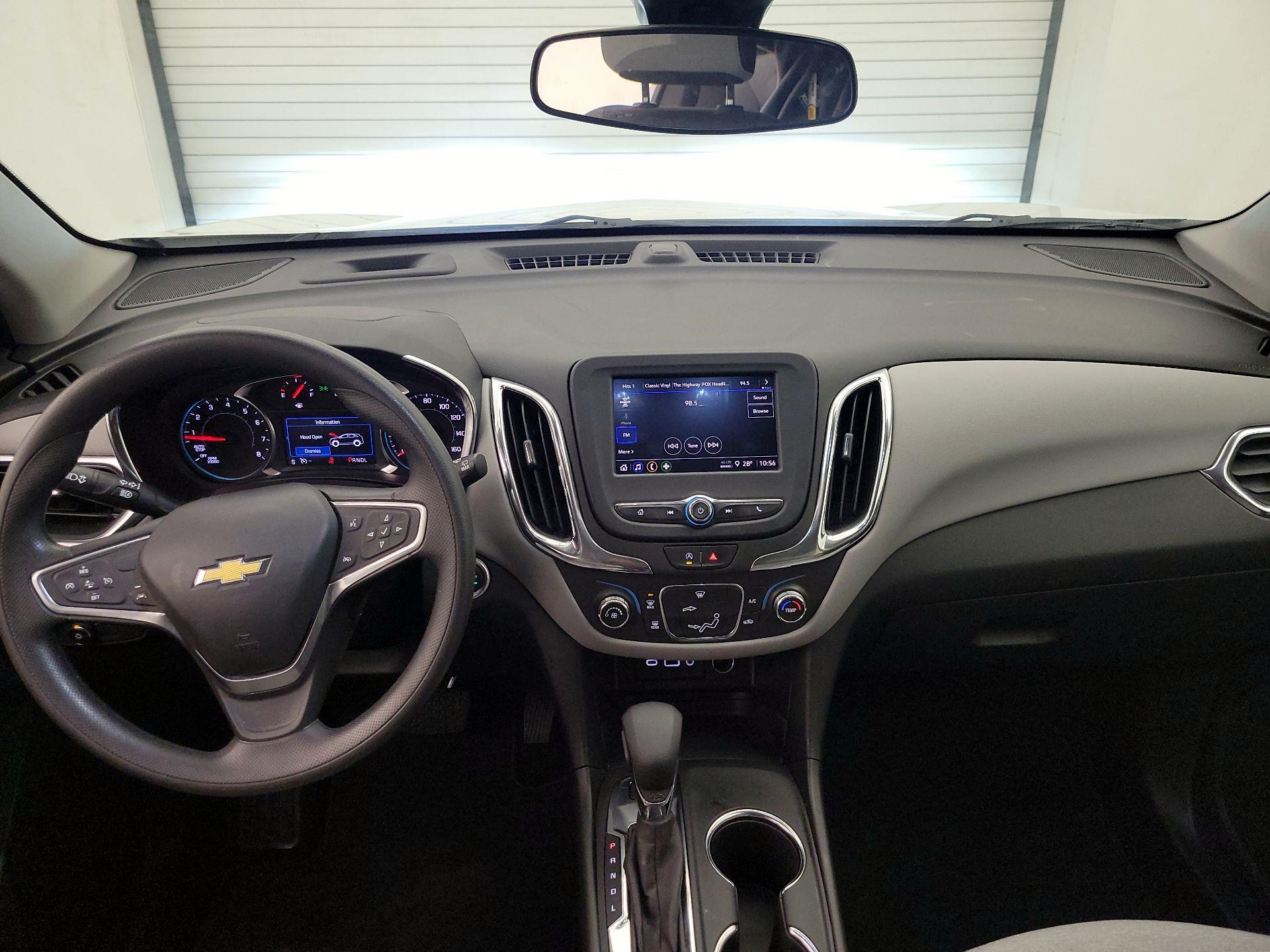 Thumbnail: 2022 Chevrolet Equinox - 9