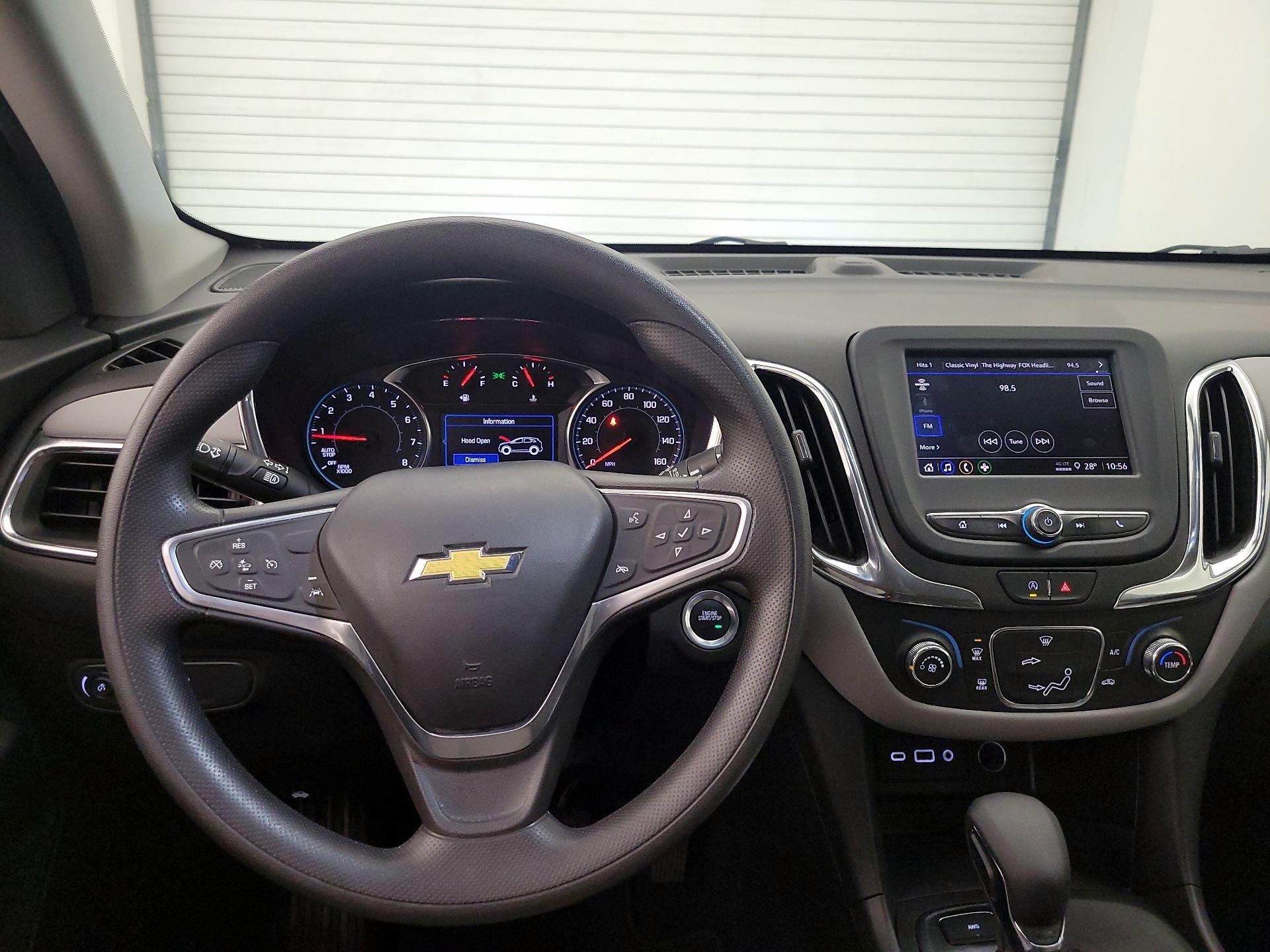 Thumbnail: 2022 Chevrolet Equinox - 10