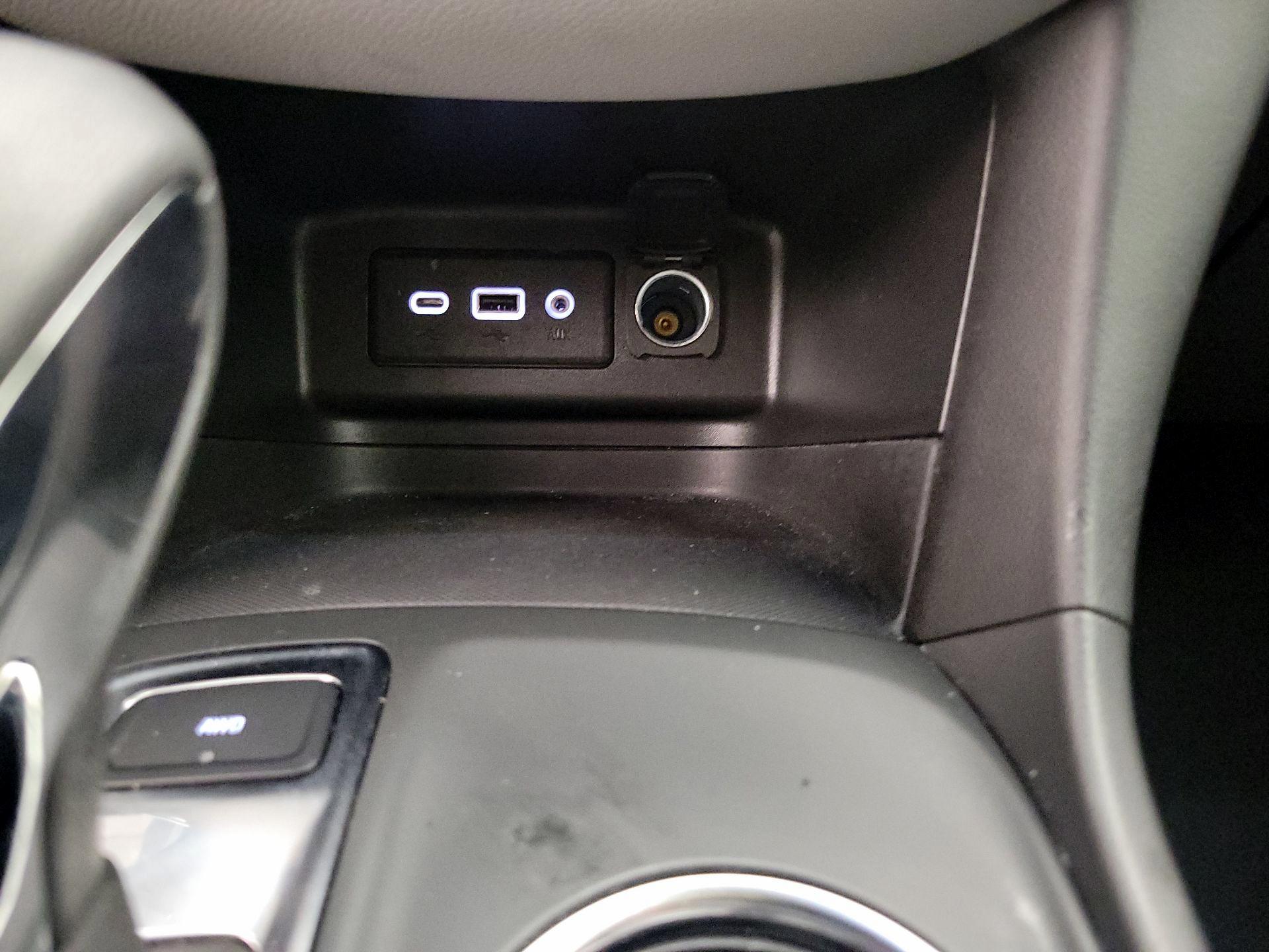 Thumbnail: 2022 Chevrolet Equinox - 18