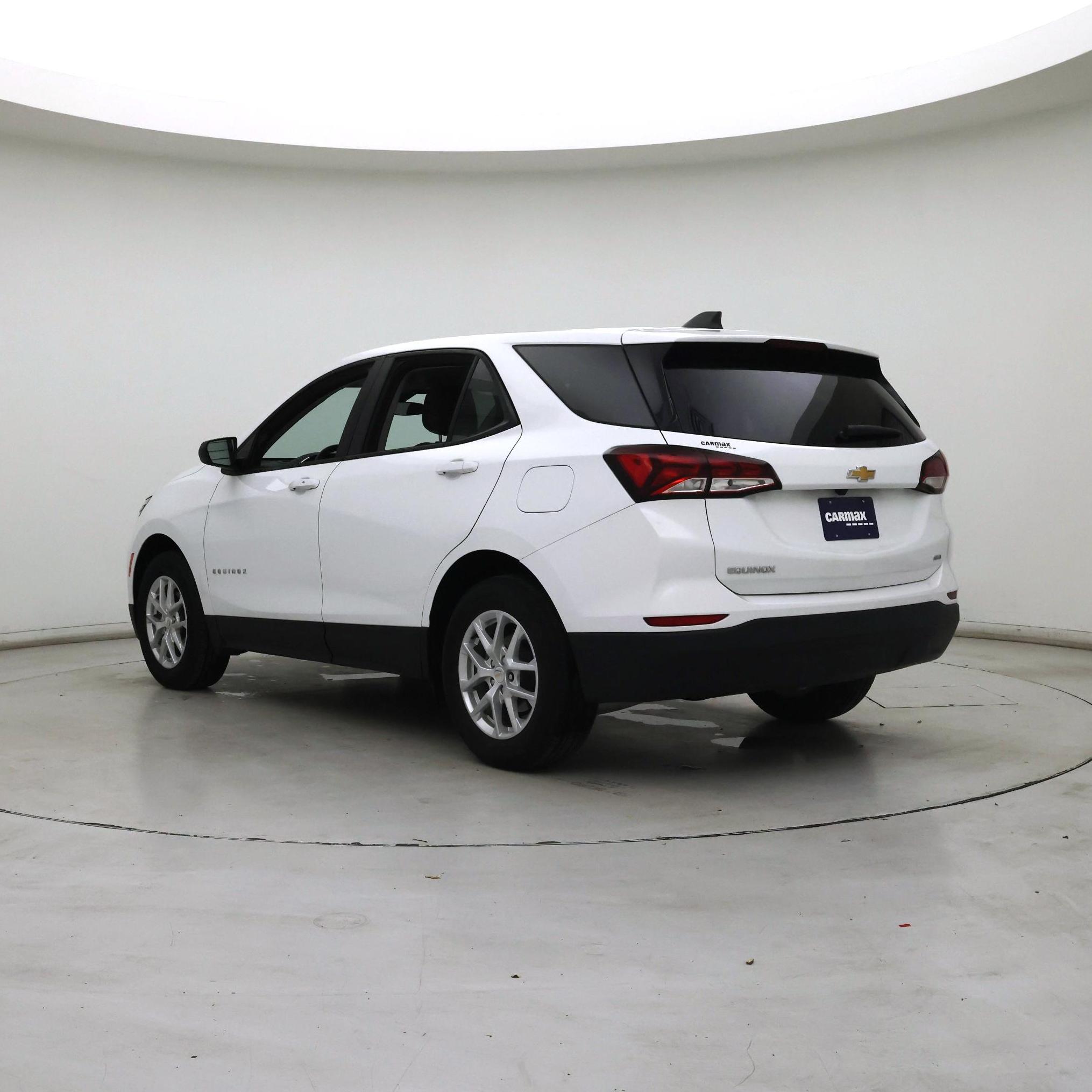 Thumbnail: 2022 Chevrolet Equinox - 2