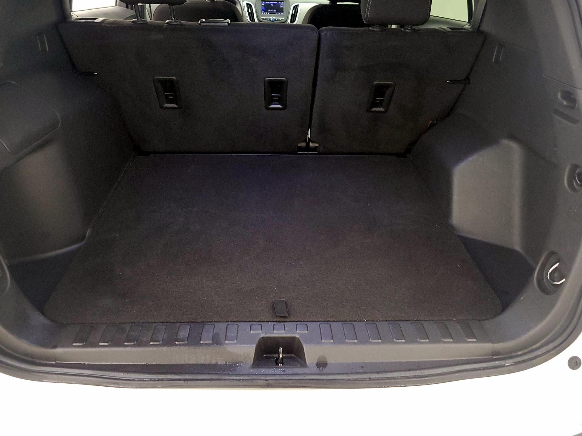 Thumbnail: 2022 Chevrolet Equinox - 20