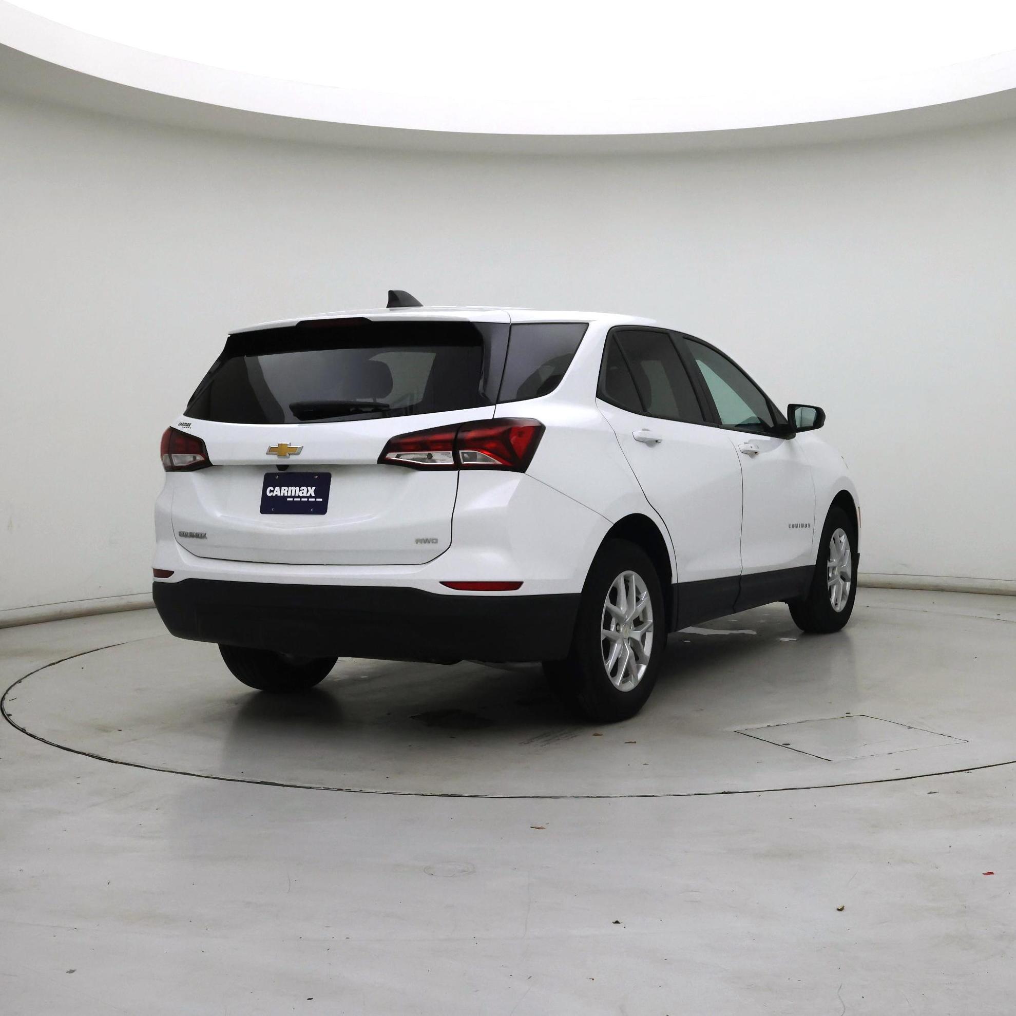 Thumbnail: 2022 Chevrolet Equinox - 8