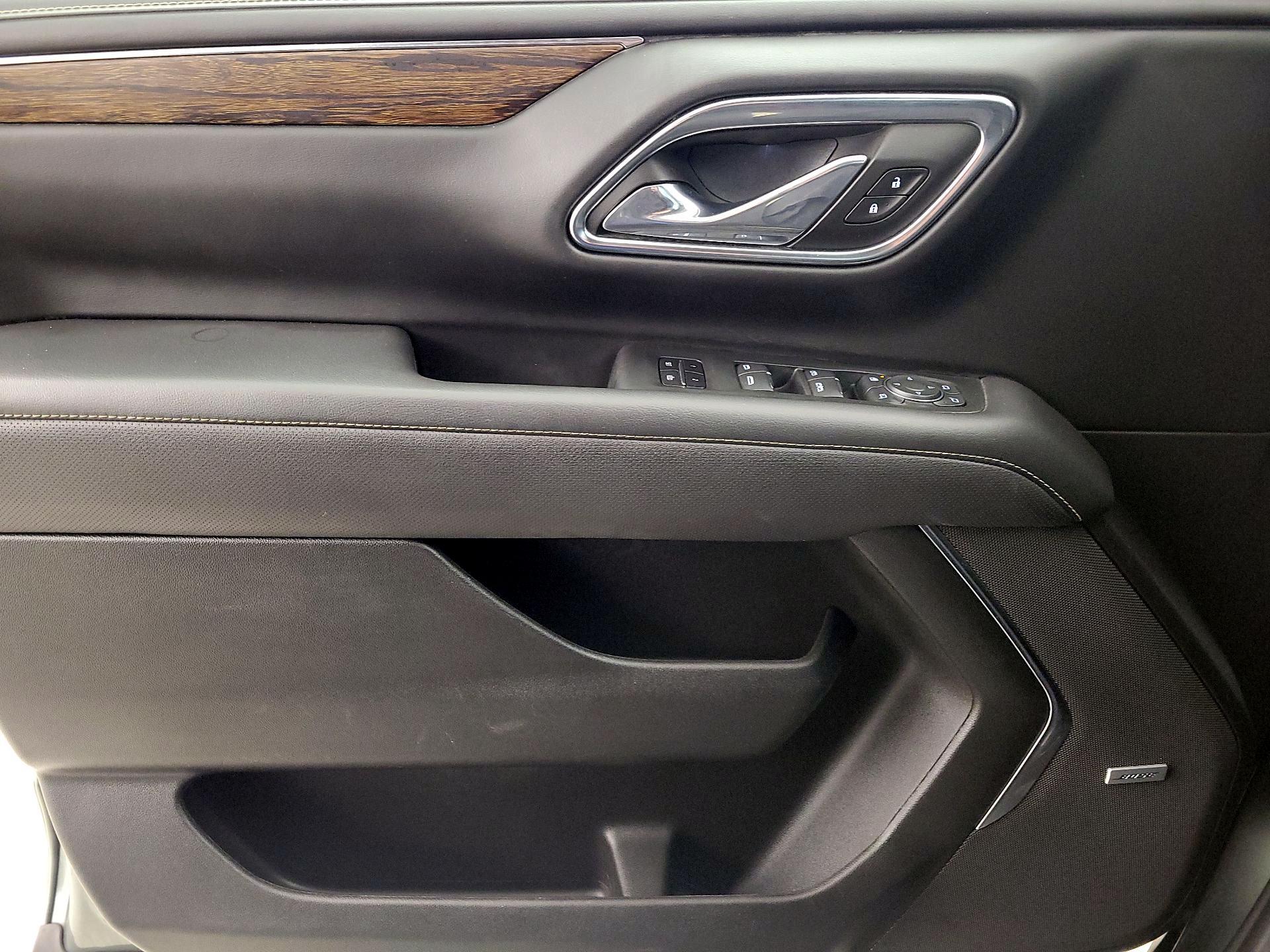 Thumbnail: 2023 Chevrolet Suburban - 12