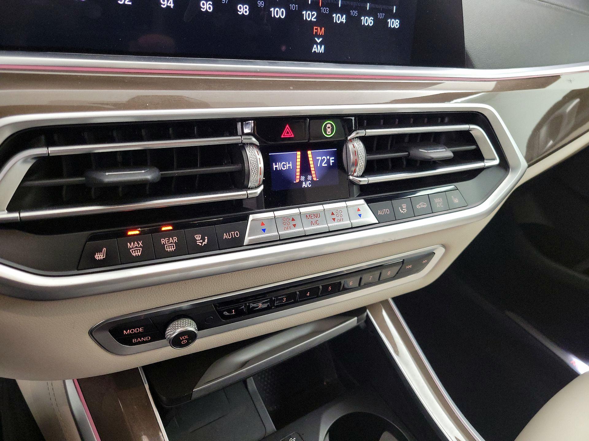 Thumbnail: 2022 BMW X5 - 17