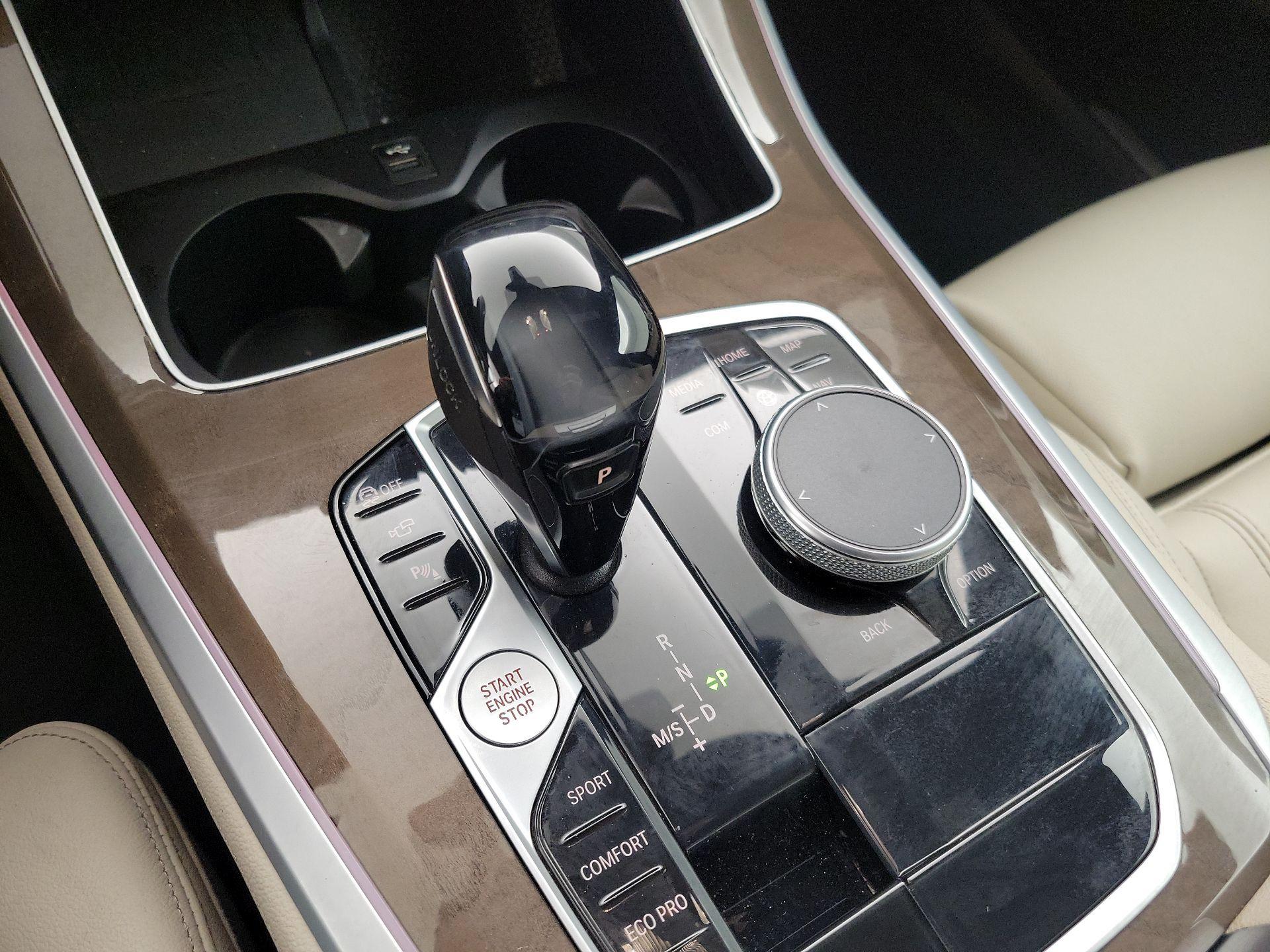 Thumbnail: 2022 BMW X5 - 18