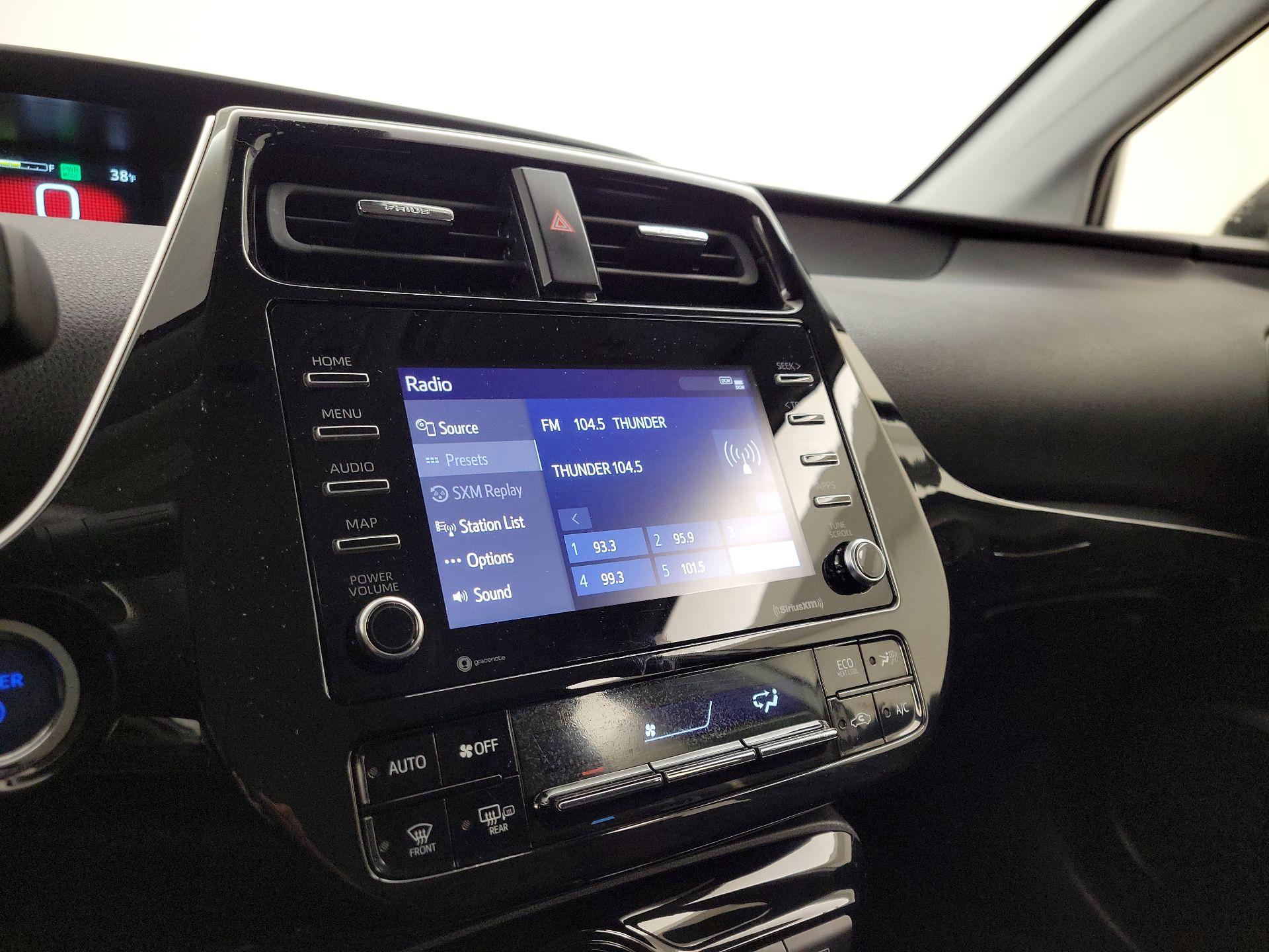 Thumbnail: 2022 Toyota Prius - 15