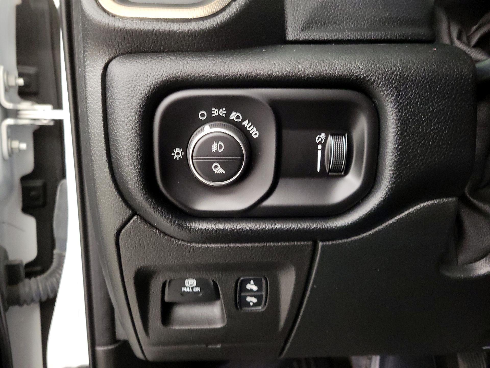 Thumbnail: 2022 RAM 1500 - 13