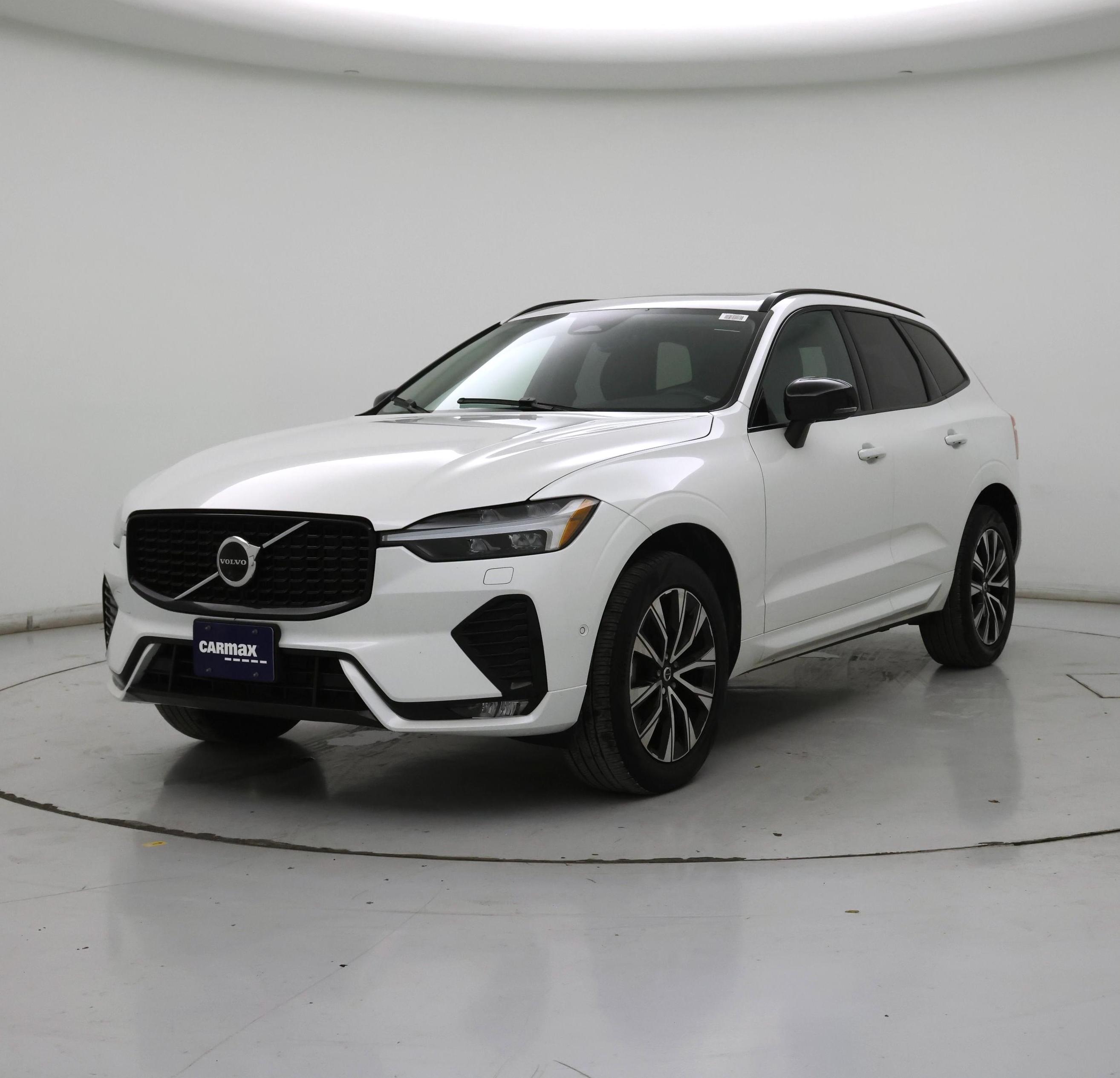 Thumbnail: 2023 Volvo XC60 - 4