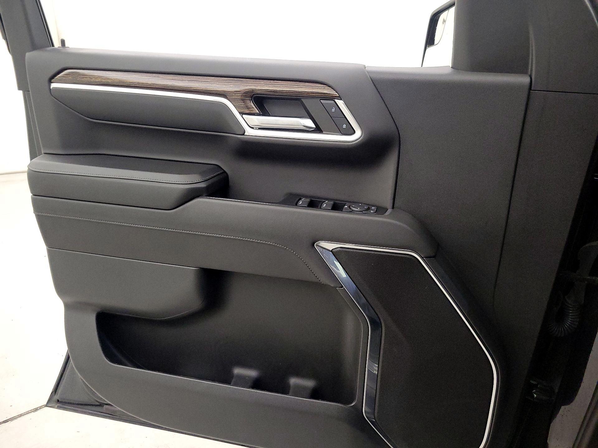 Thumbnail: 2024 GMC Sierra 1500 - 12