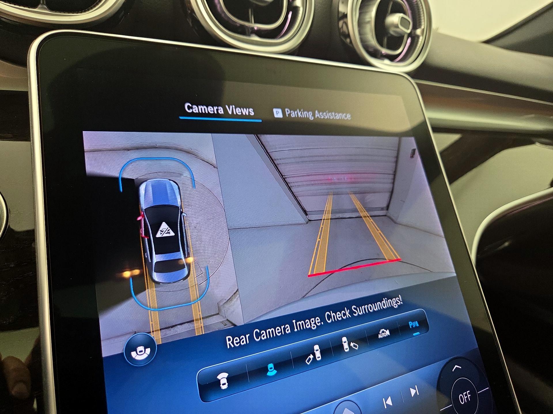 Thumbnail: 2022 Mercedes-Benz C-Class - 14