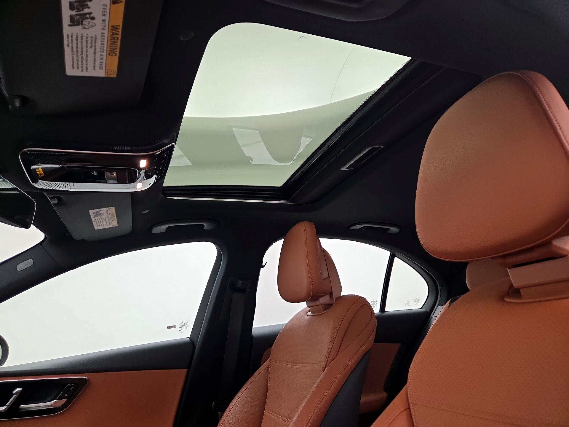 Thumbnail: 2022 Mercedes-Benz C-Class - 19