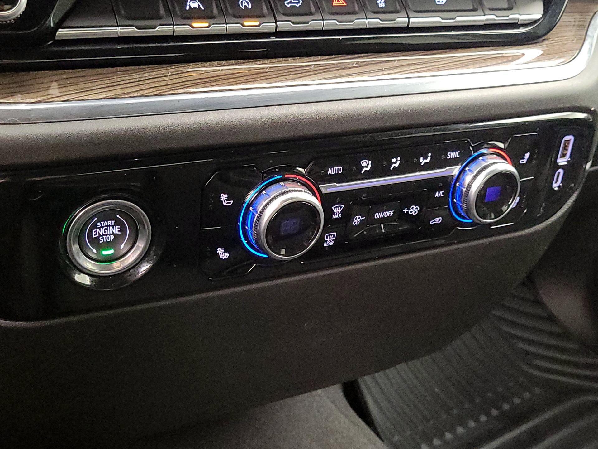 Thumbnail: 2024 GMC Sierra 1500 - 16