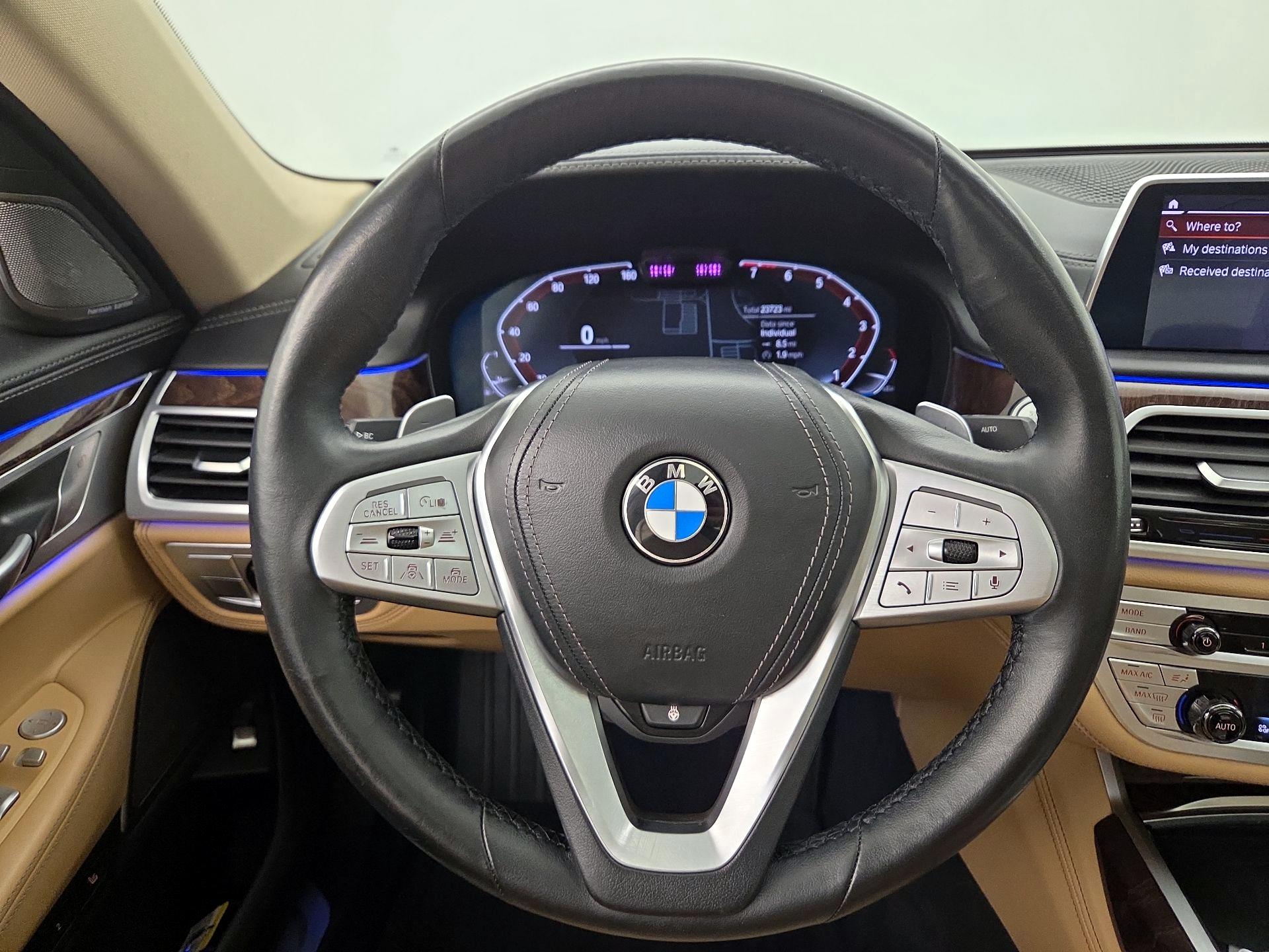 Thumbnail: 2021 BMW 7 Series - 10