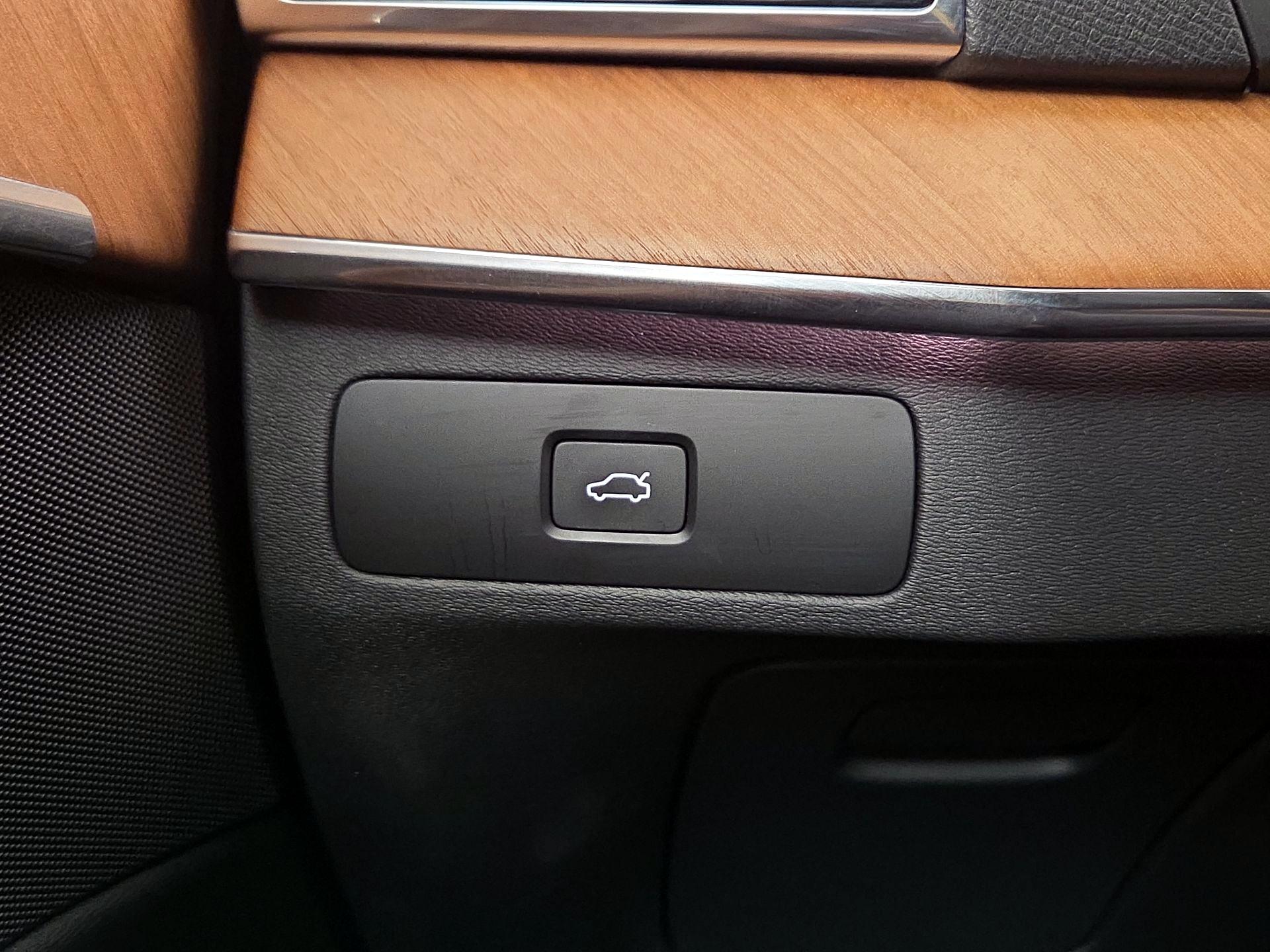 Thumbnail: 2024 Volvo XC90 - 13