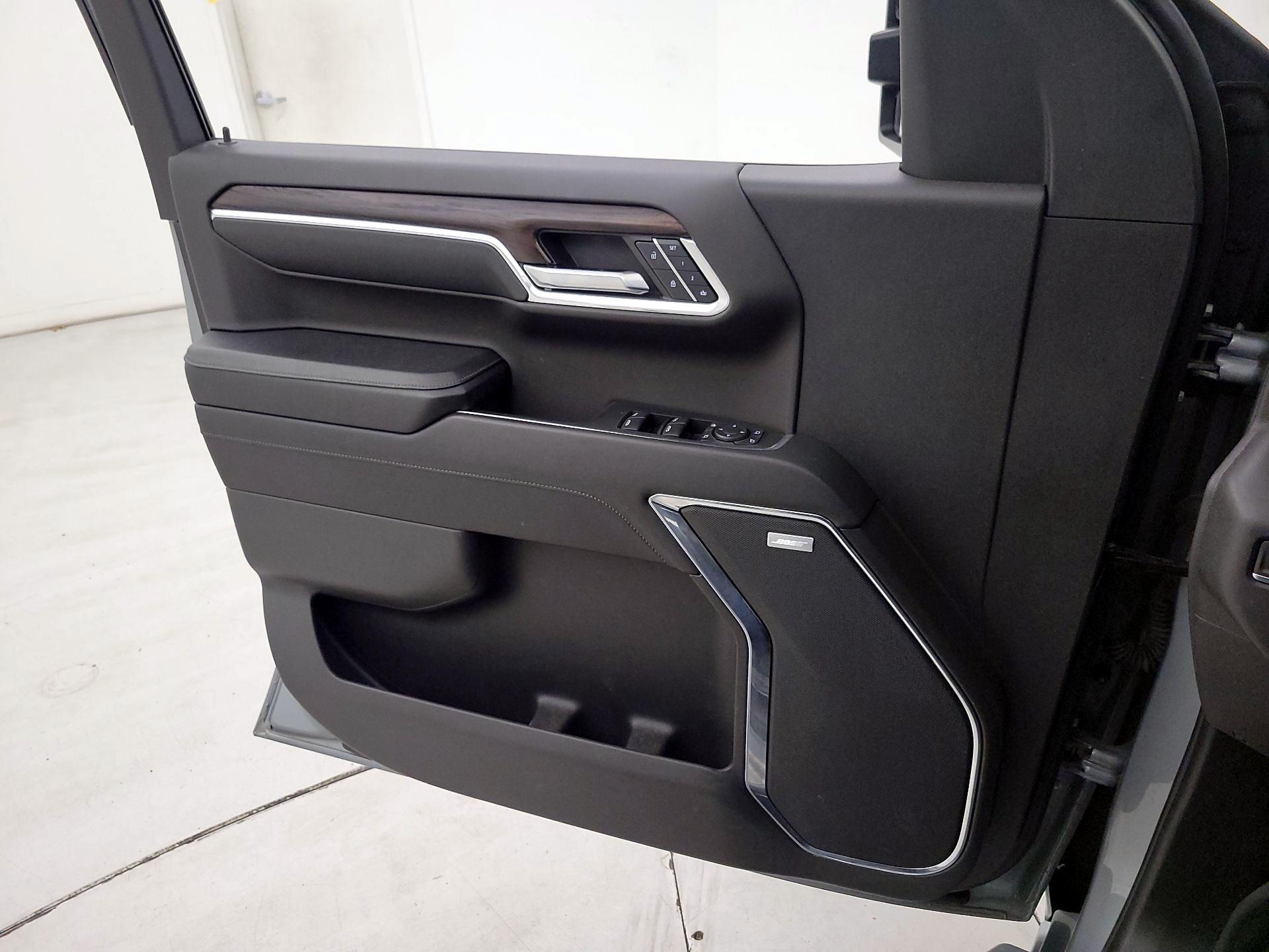 Thumbnail: 2024 GMC Sierra 1500 - 12