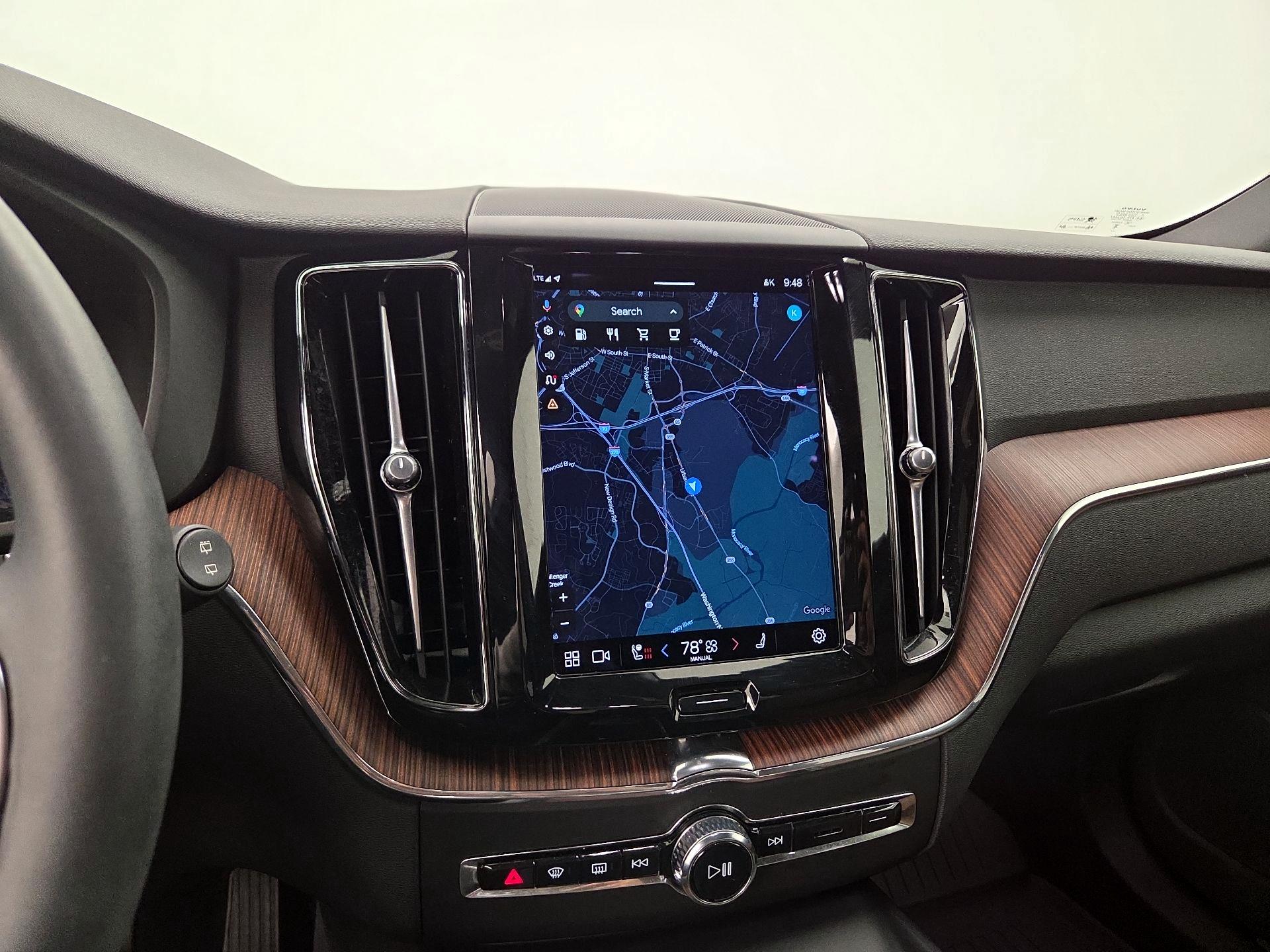 Thumbnail: 2023 Volvo XC60 - 14