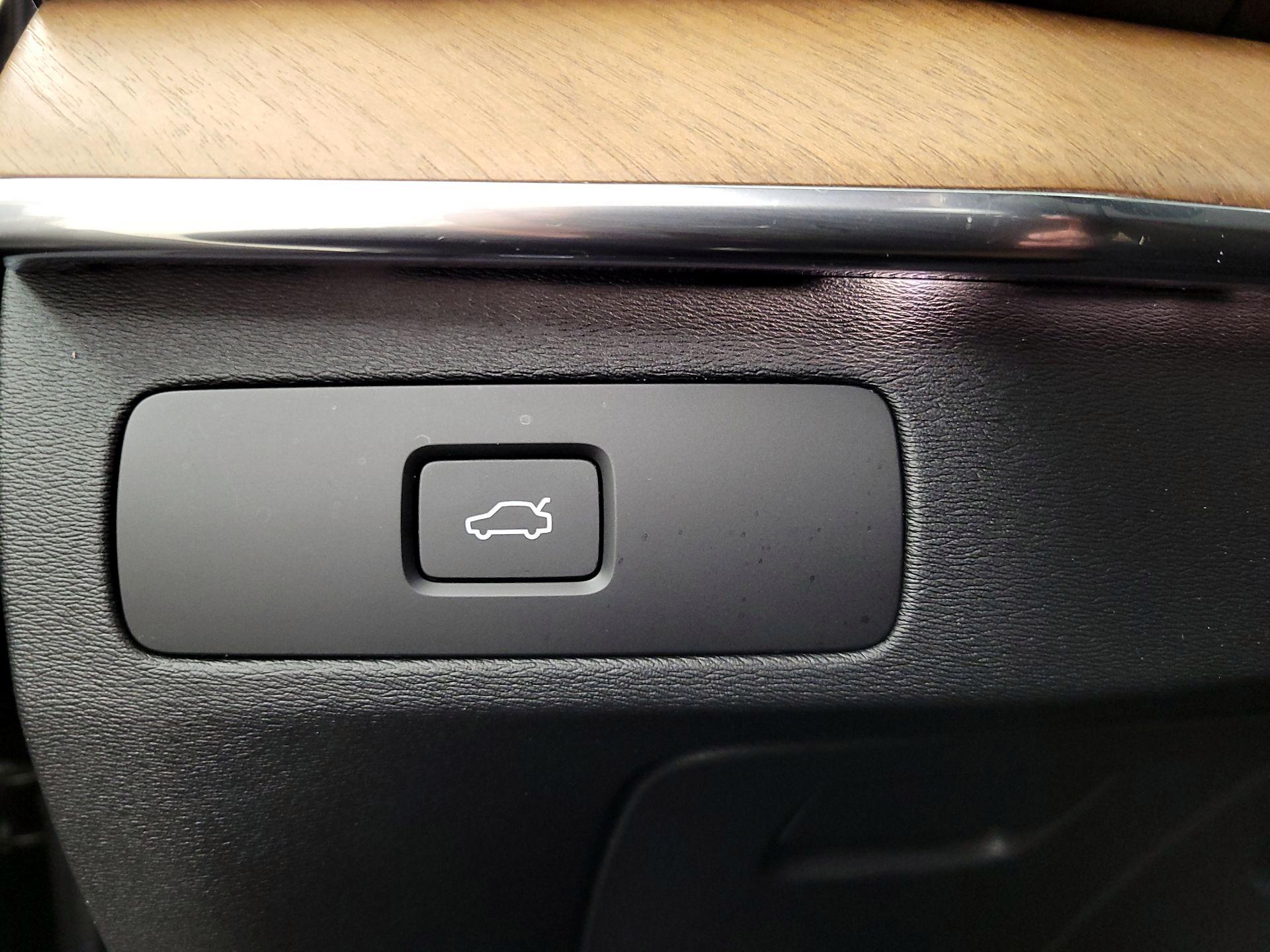 Thumbnail: 2024 Volvo XC90 - 13