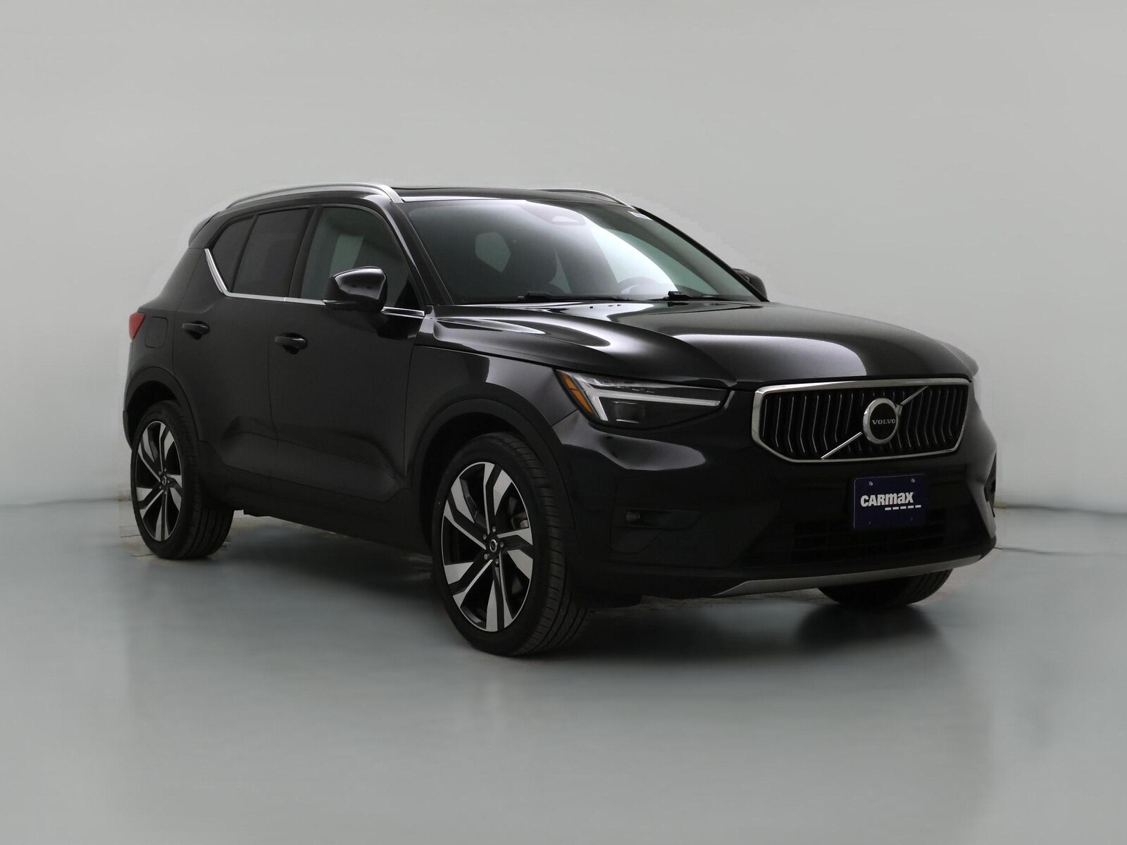 2023 Volvo XC40