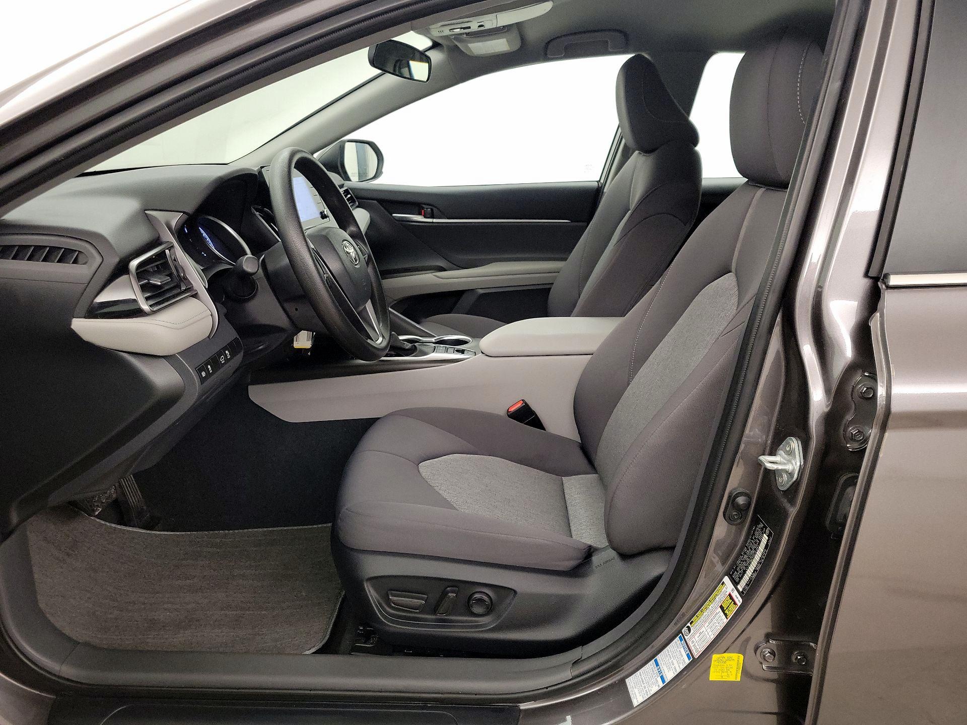 Thumbnail: 2023 Toyota Camry - 11