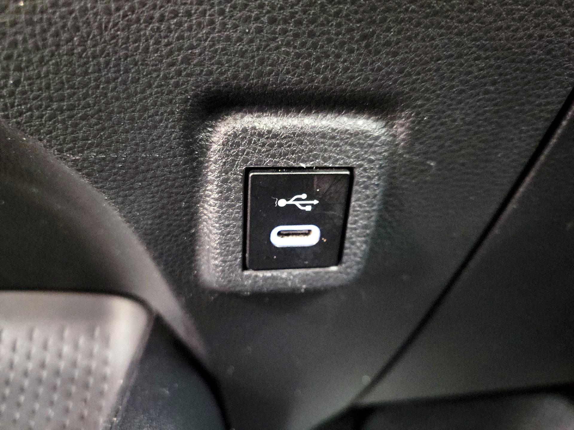 Thumbnail: 2023 Toyota Corolla - 18