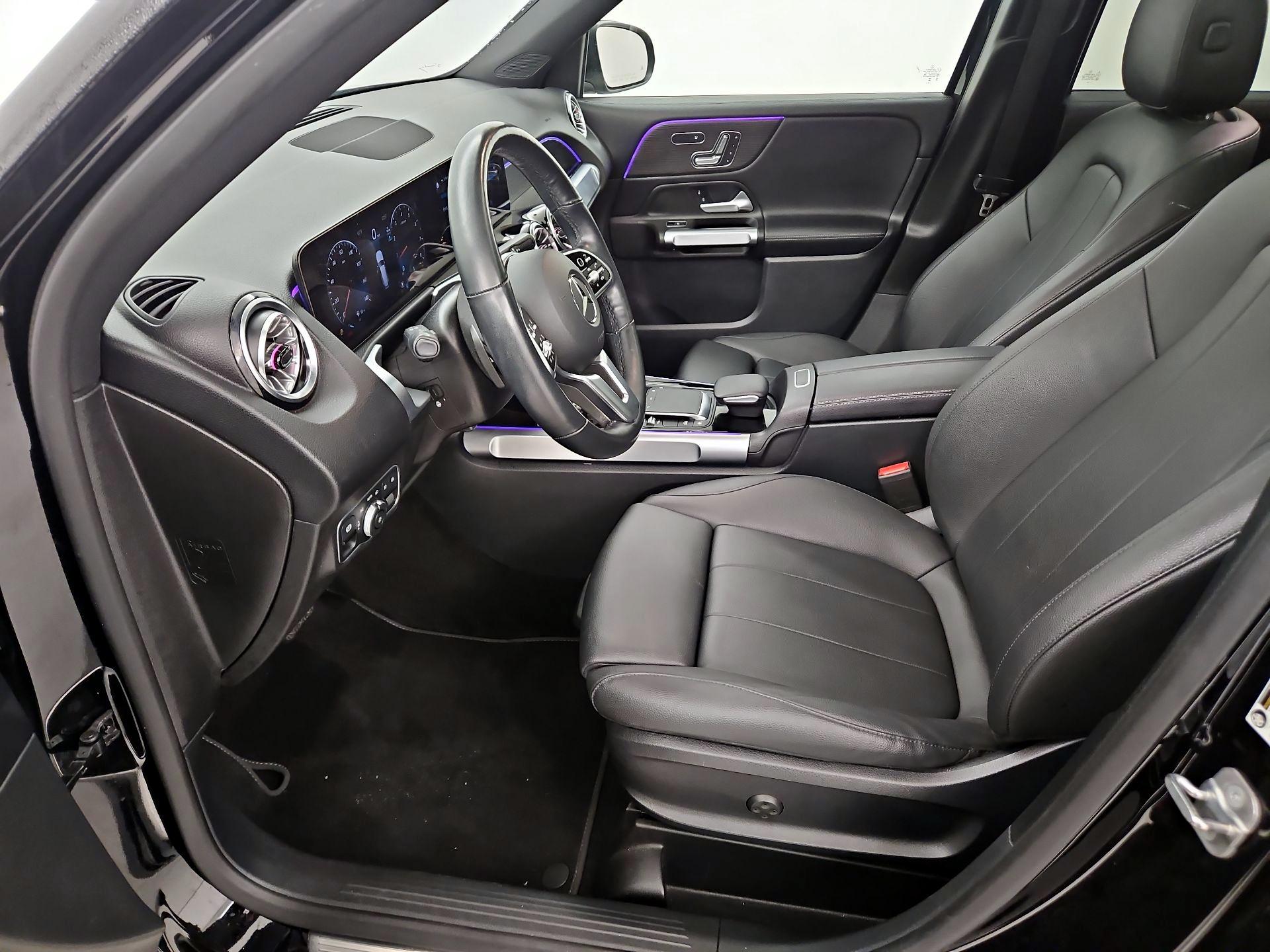 Thumbnail: 2023 Mercedes-Benz GLB - 11