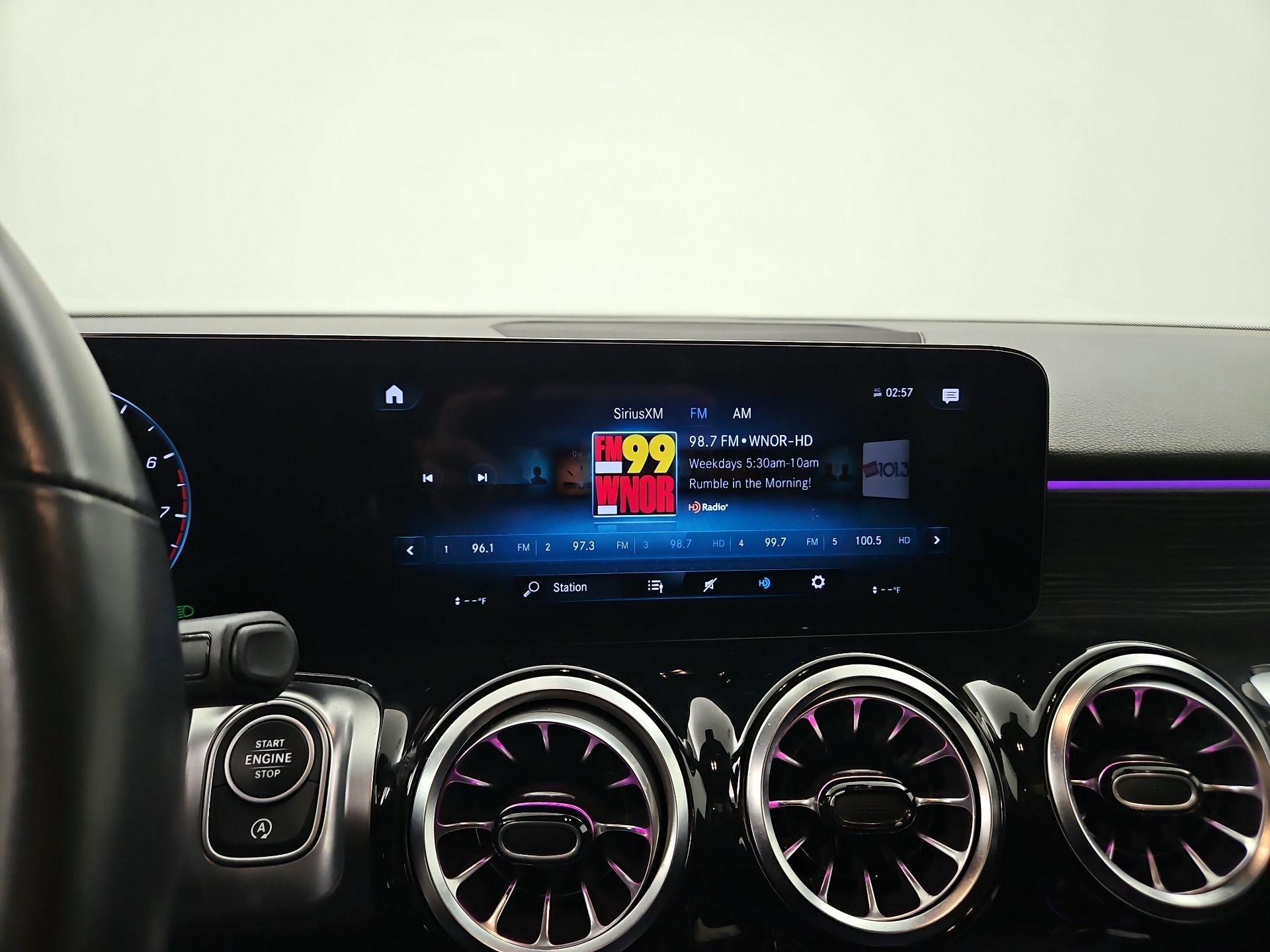 Thumbnail: 2023 Mercedes-Benz GLB - 15