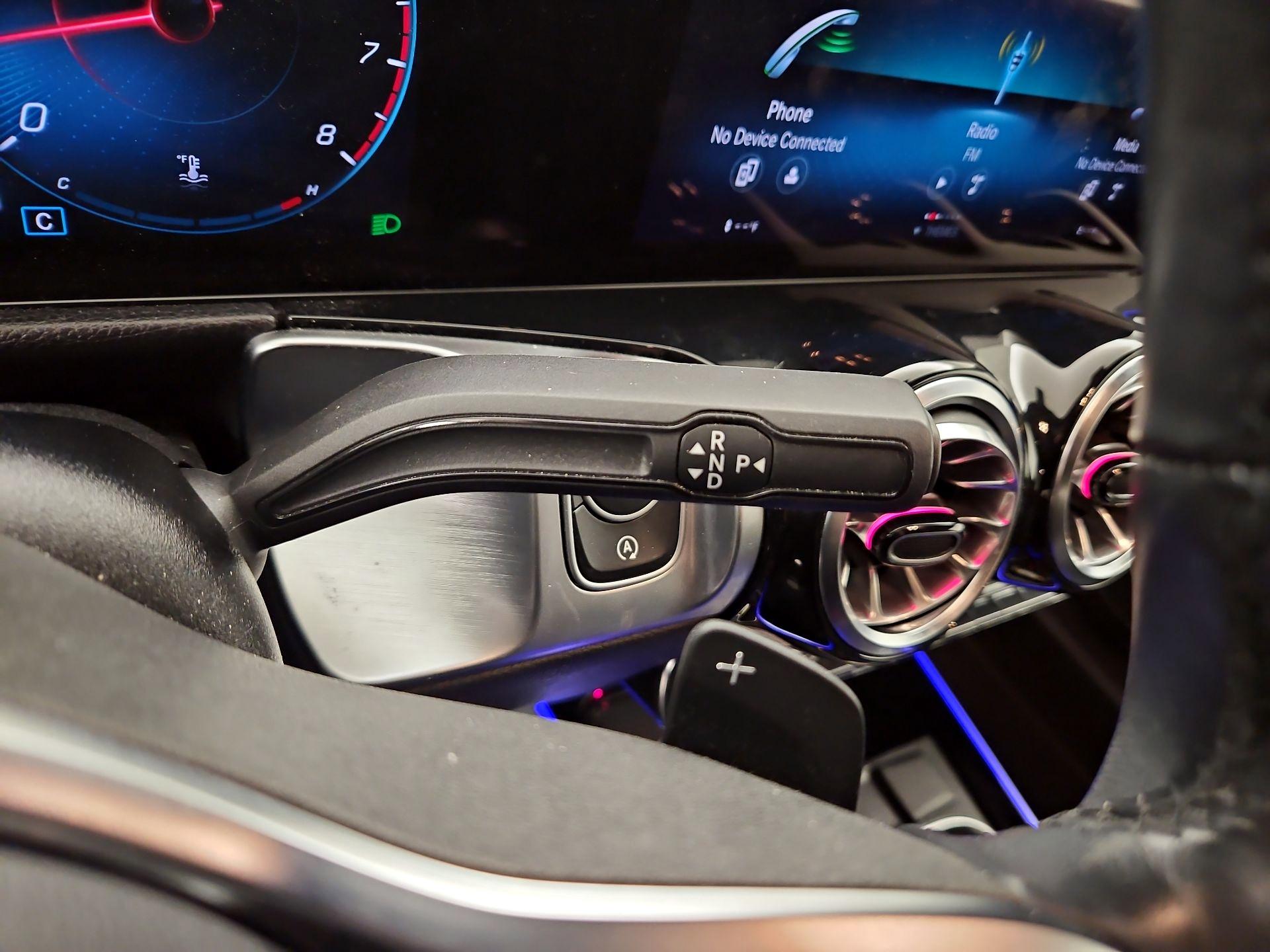 Thumbnail: 2023 Mercedes-Benz GLB - 17