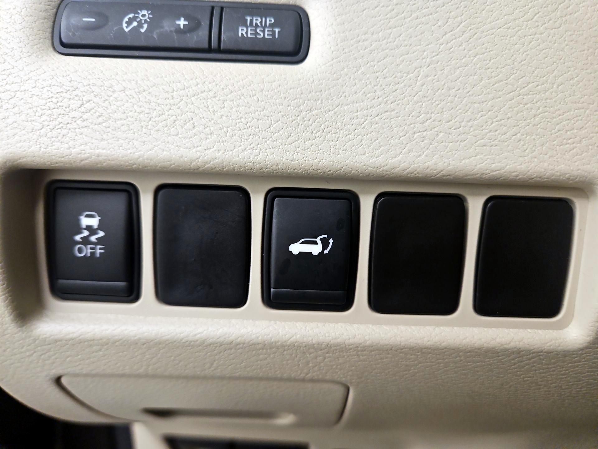 Thumbnail: 2015 Nissan Murano - 13