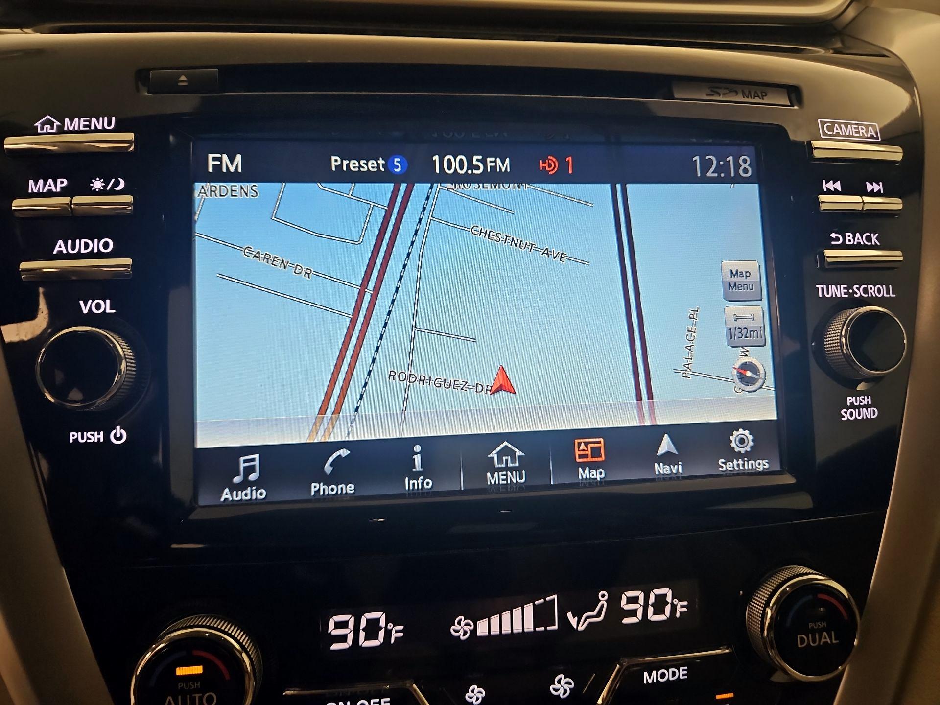 Thumbnail: 2015 Nissan Murano - 14