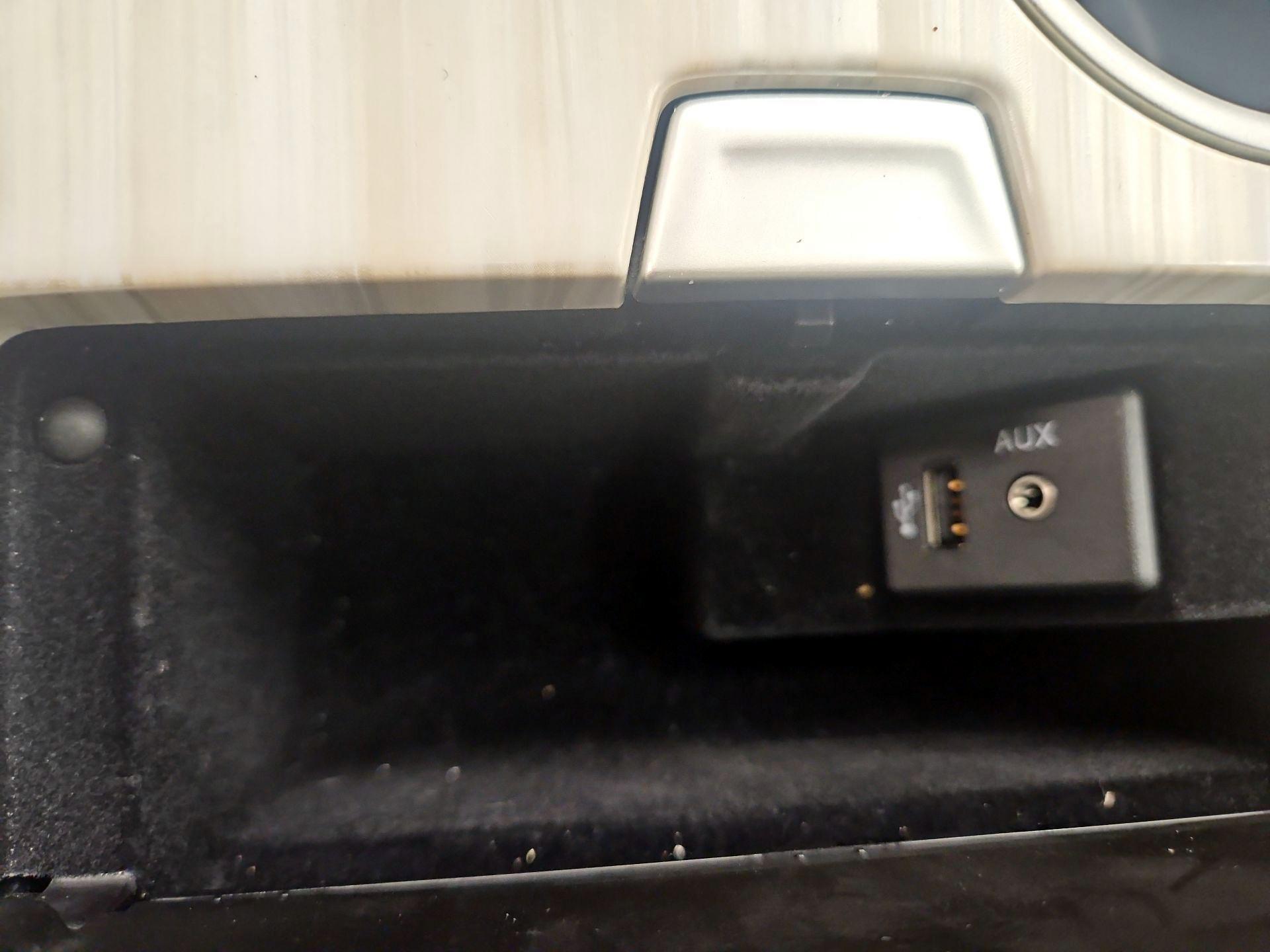 Thumbnail: 2015 Nissan Murano - 19