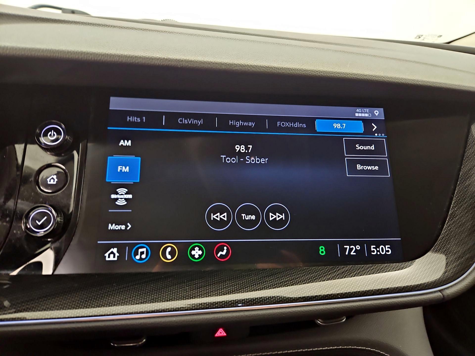 Thumbnail: 2022 Buick Envision - 16