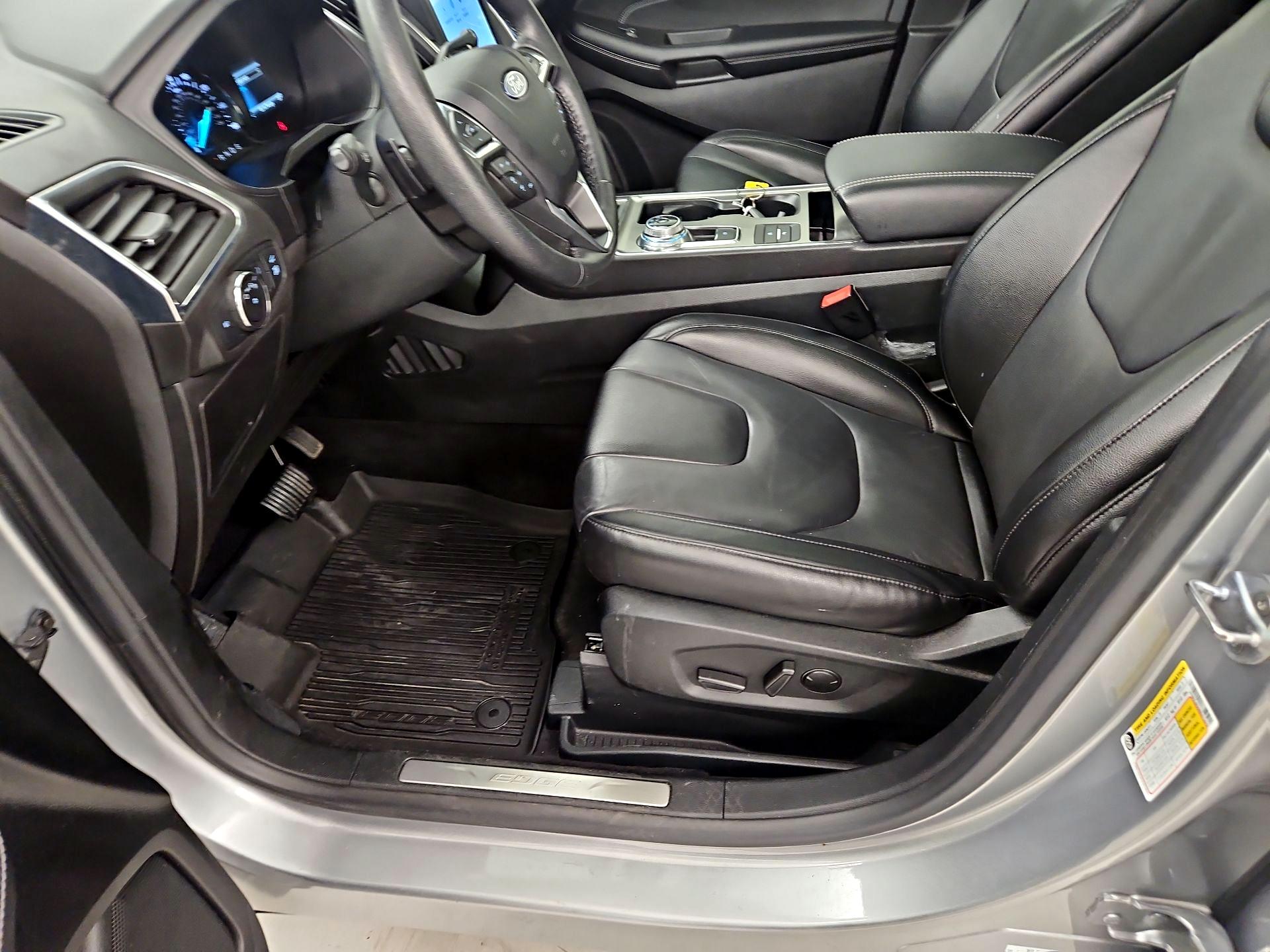 Thumbnail: 2022 Ford Edge - 11