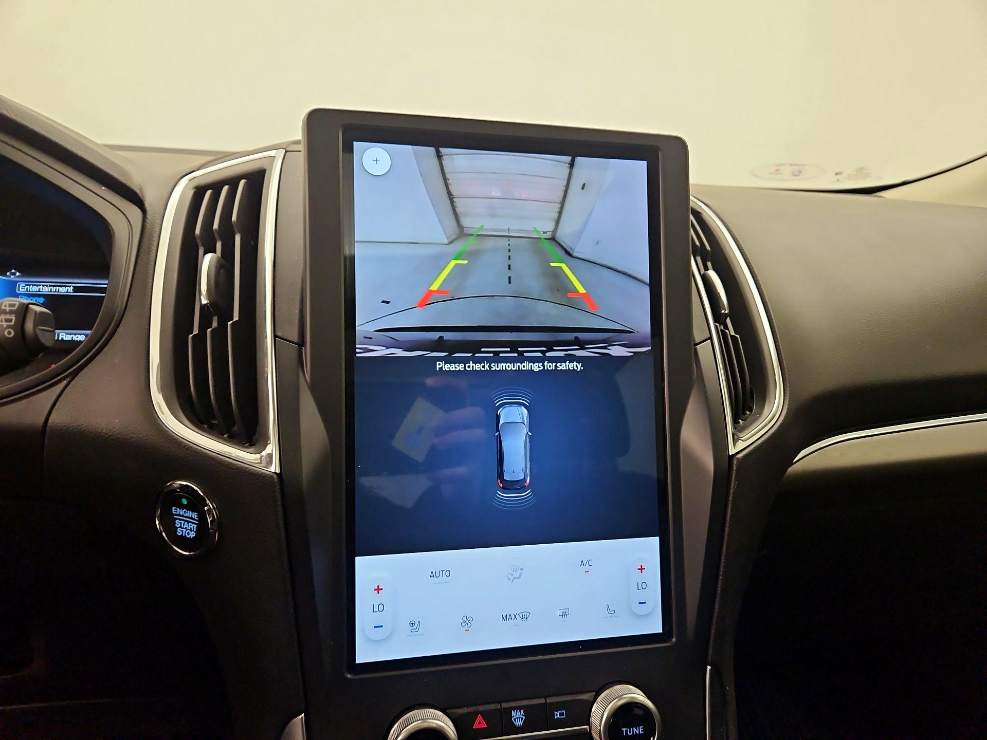 Thumbnail: 2022 Ford Edge - 14