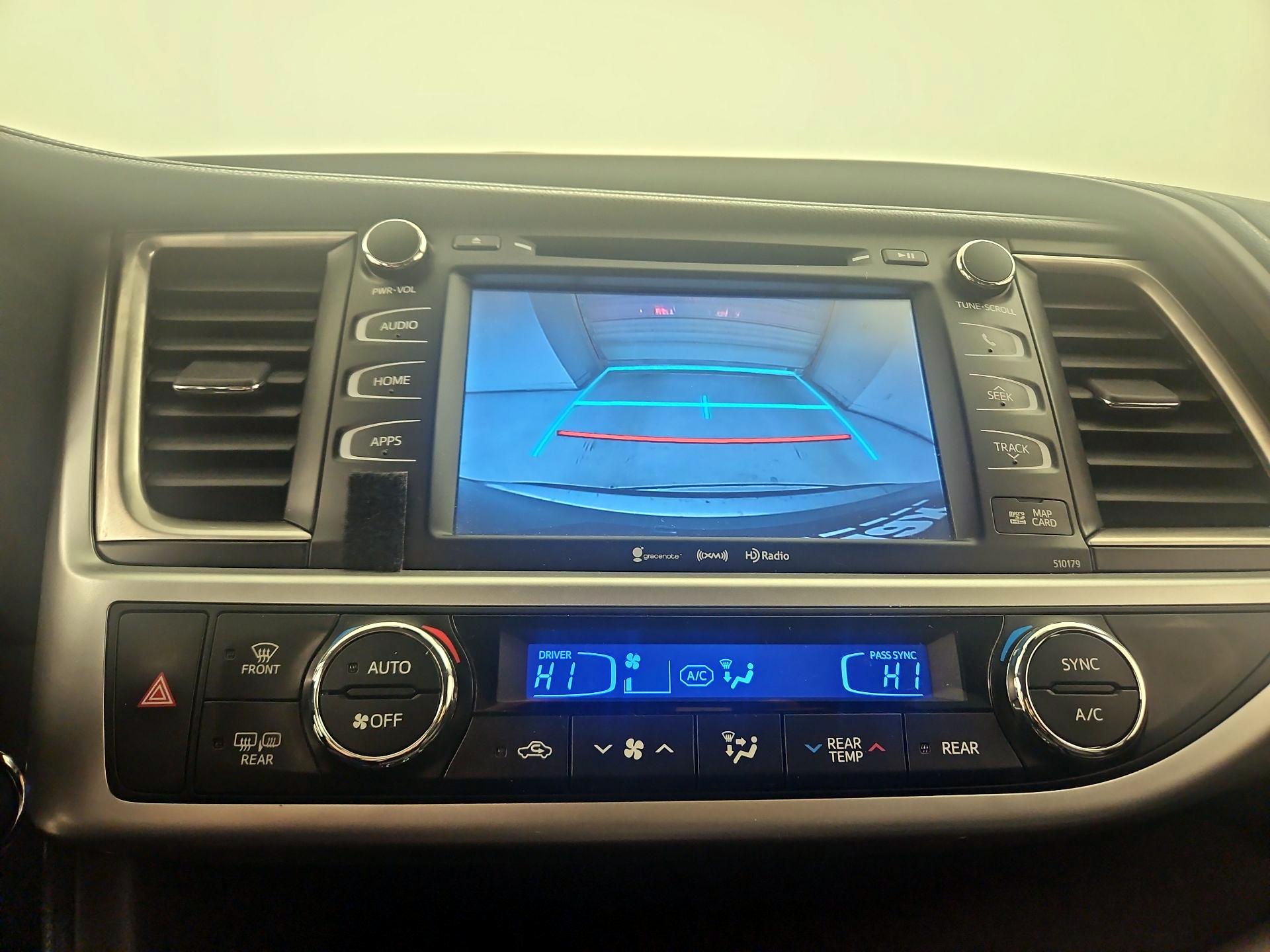 Thumbnail: 2018 Toyota Highlander - 15