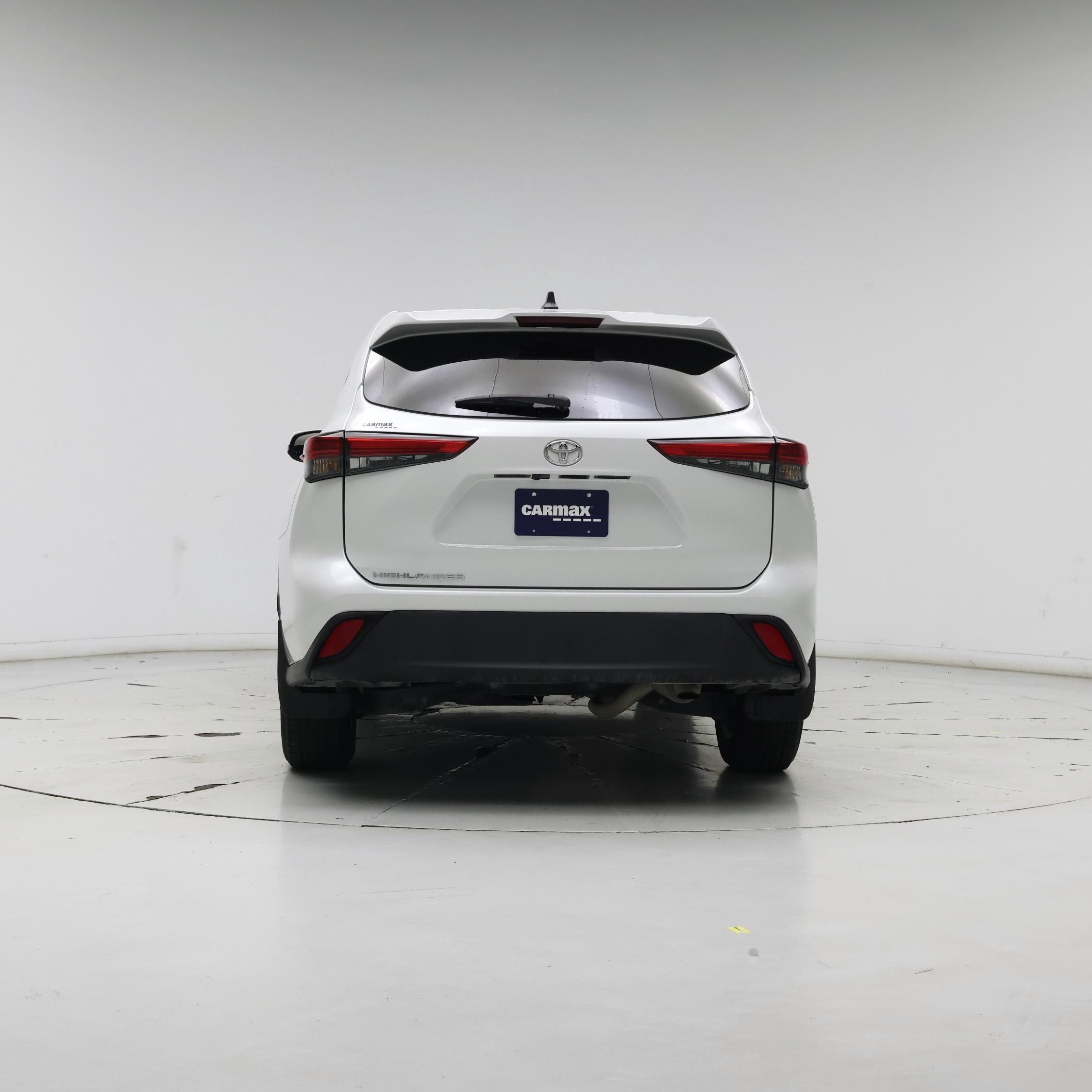 Thumbnail: 2023 Toyota Highlander - 6