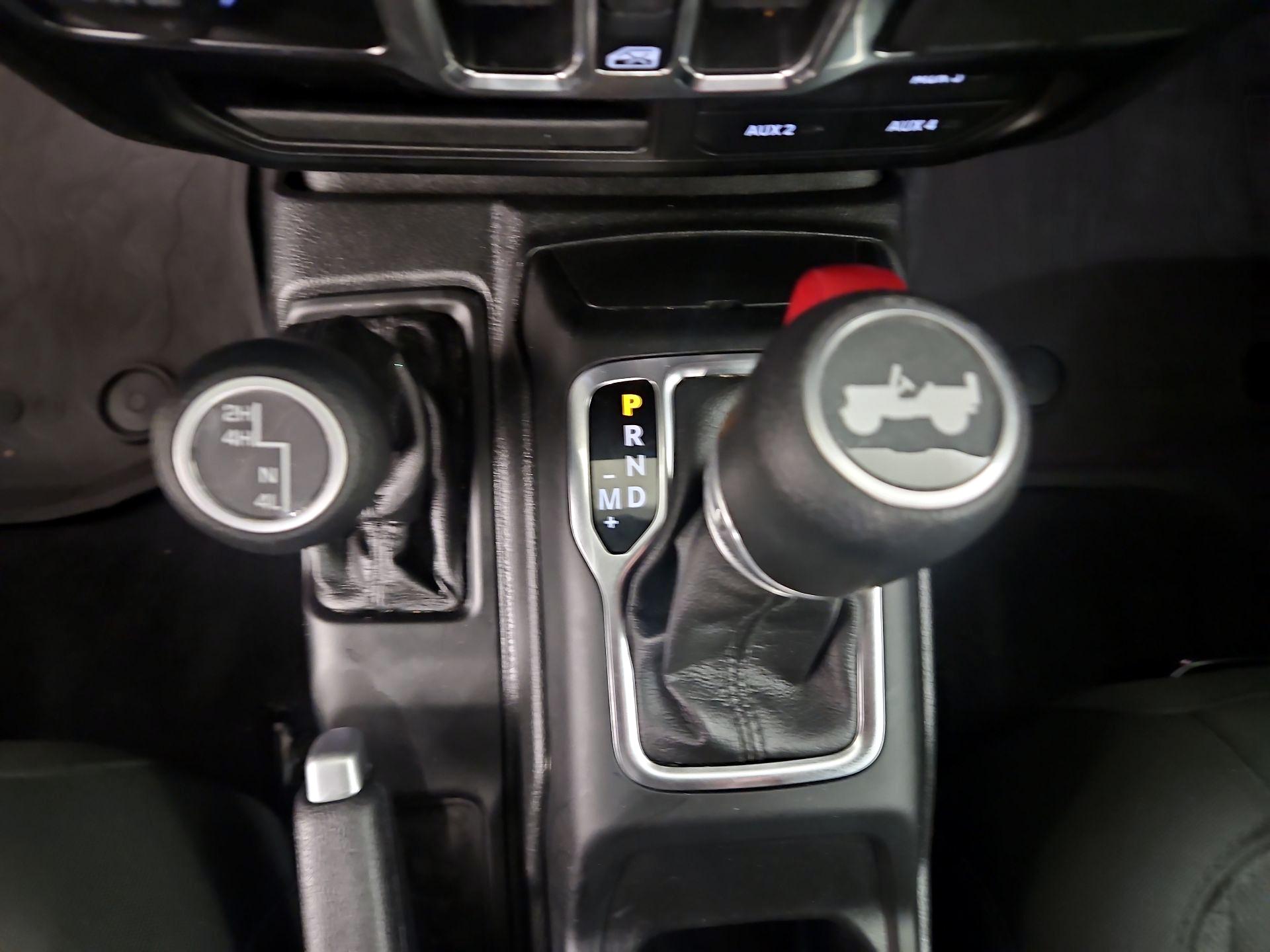 Thumbnail: 2021 Jeep Wrangler - 18