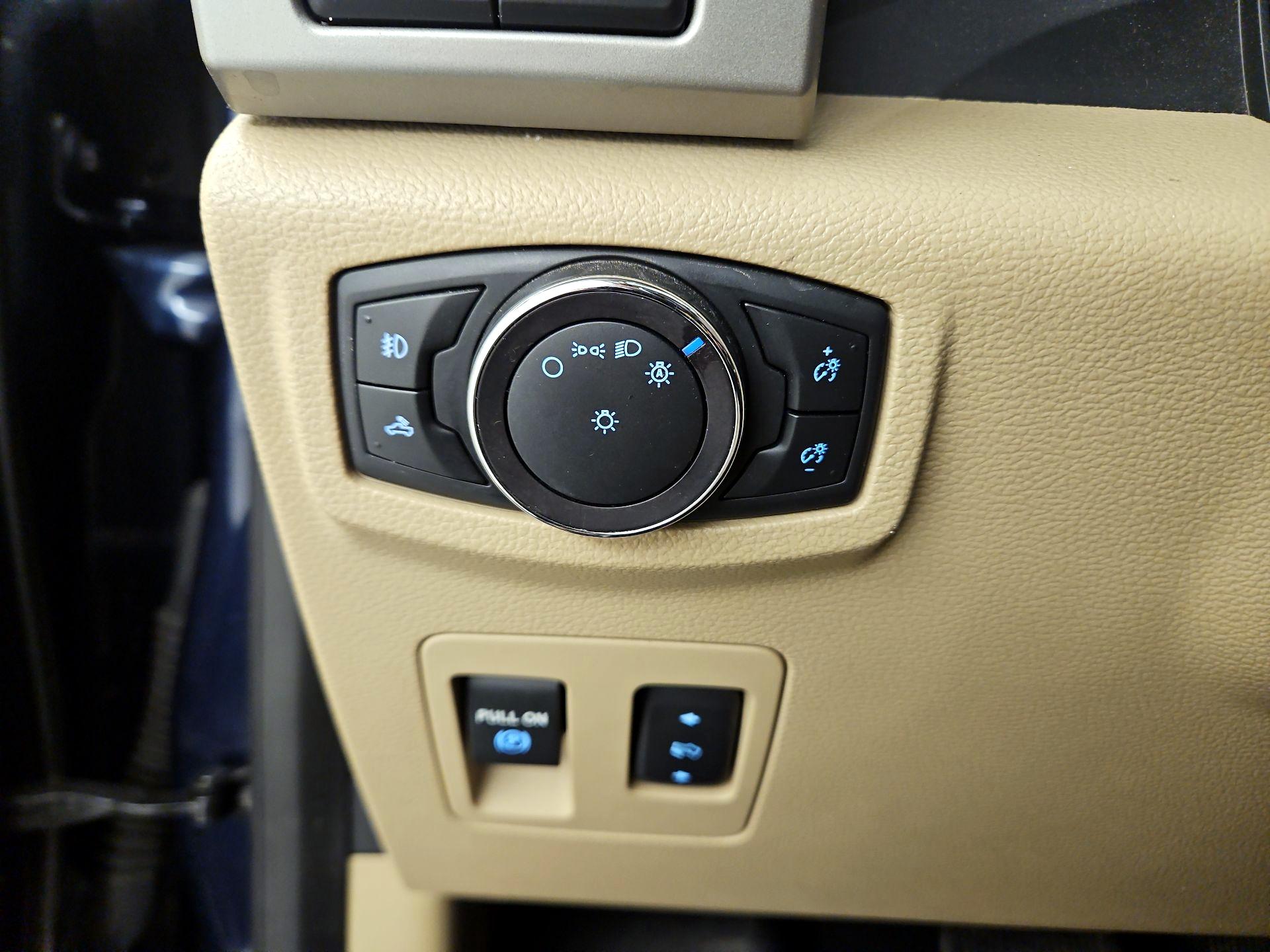 Thumbnail: 2019 Ford F-150 - 13