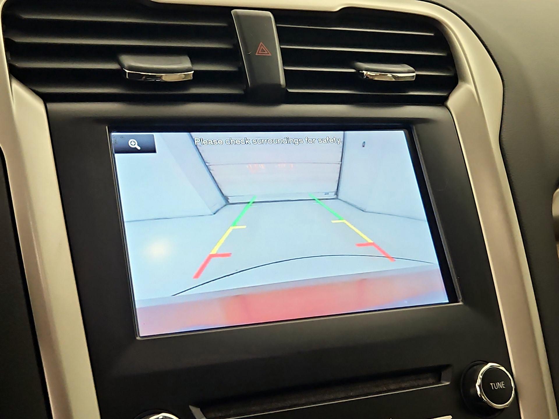 Thumbnail: 2014 Ford Fusion - 14