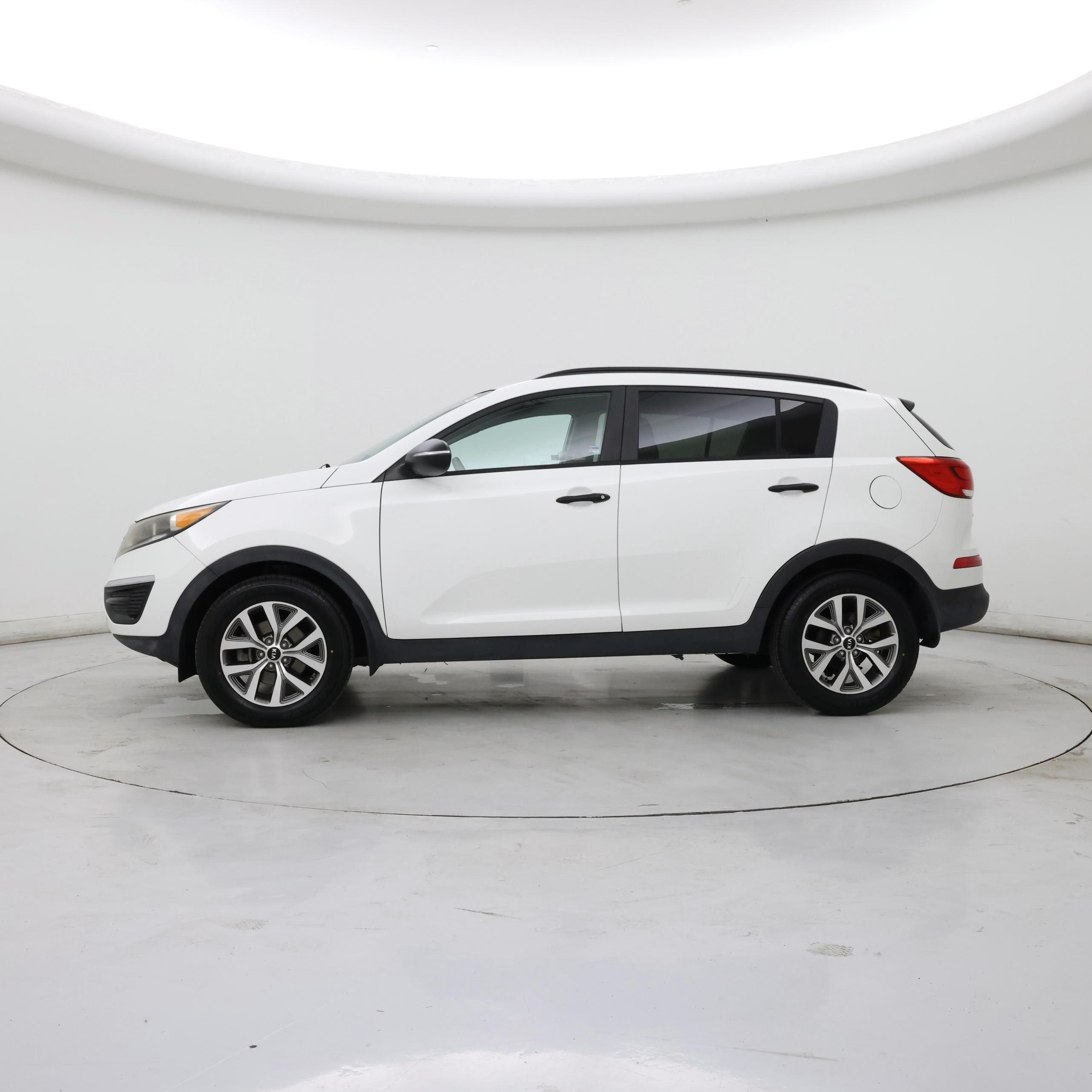 Thumbnail: 2014 Kia Sportage - 3
