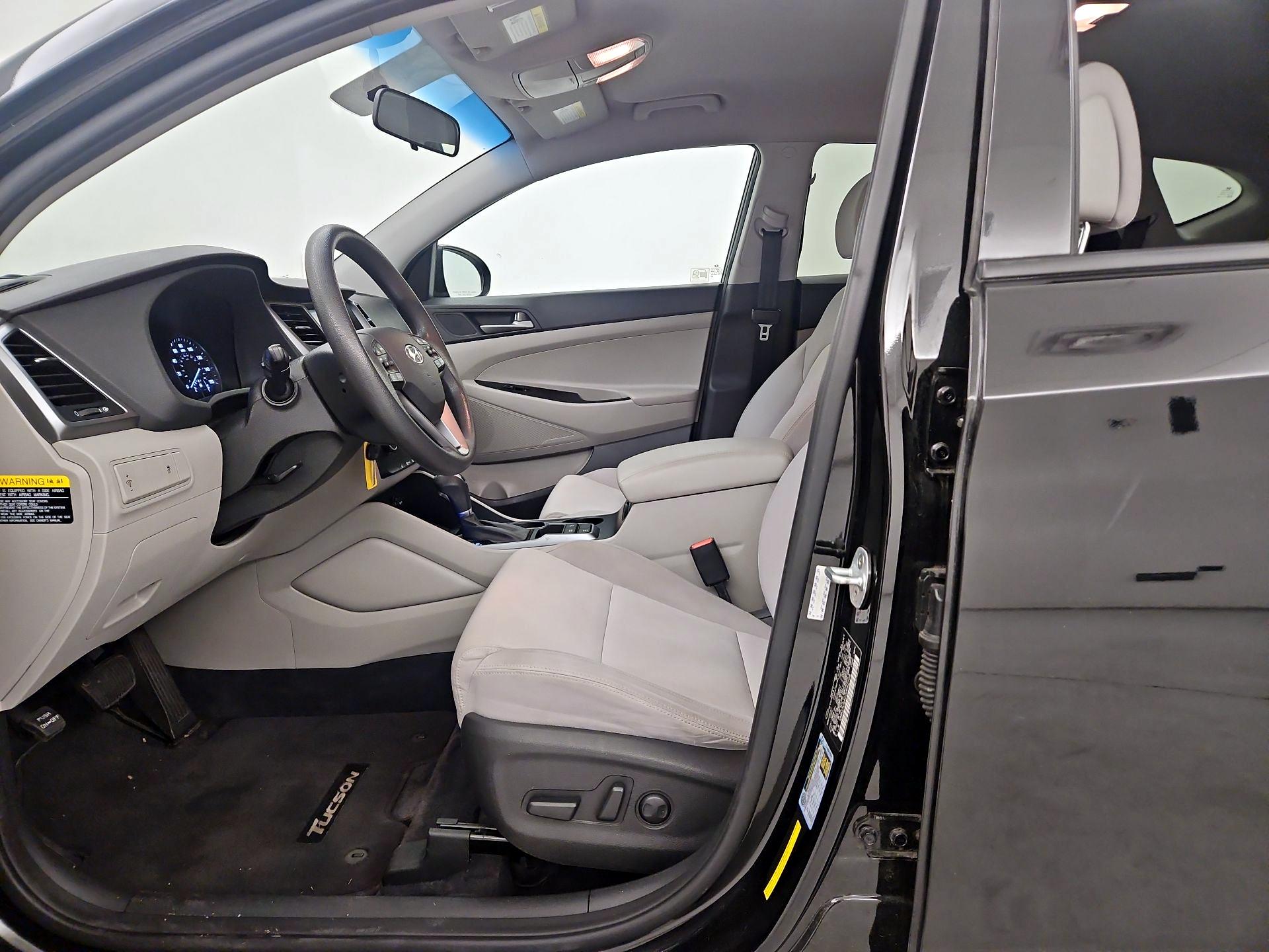 Thumbnail: 2018 Hyundai Tucson - 11