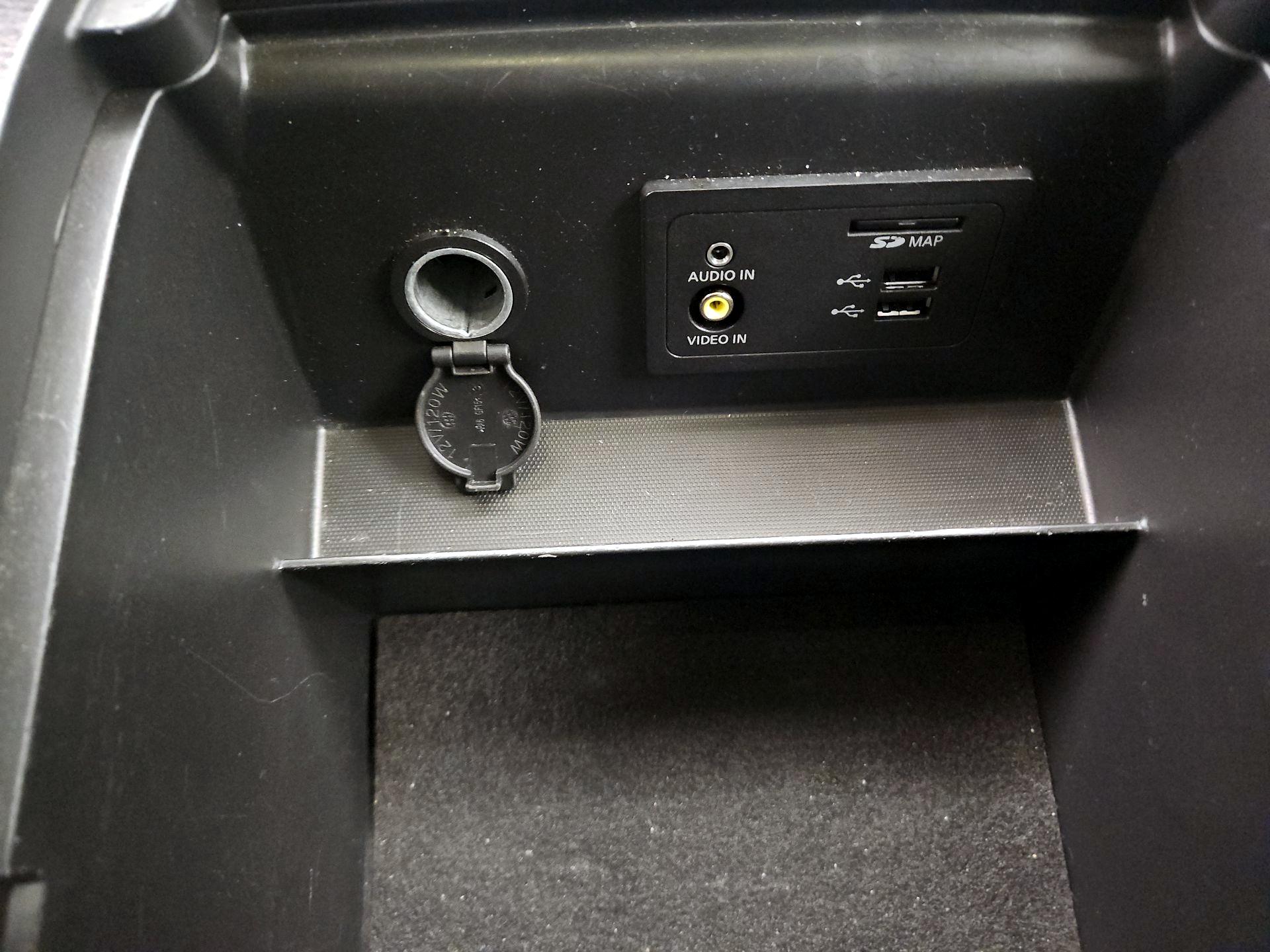 Thumbnail: 2017 Nissan Pathfinder - 19