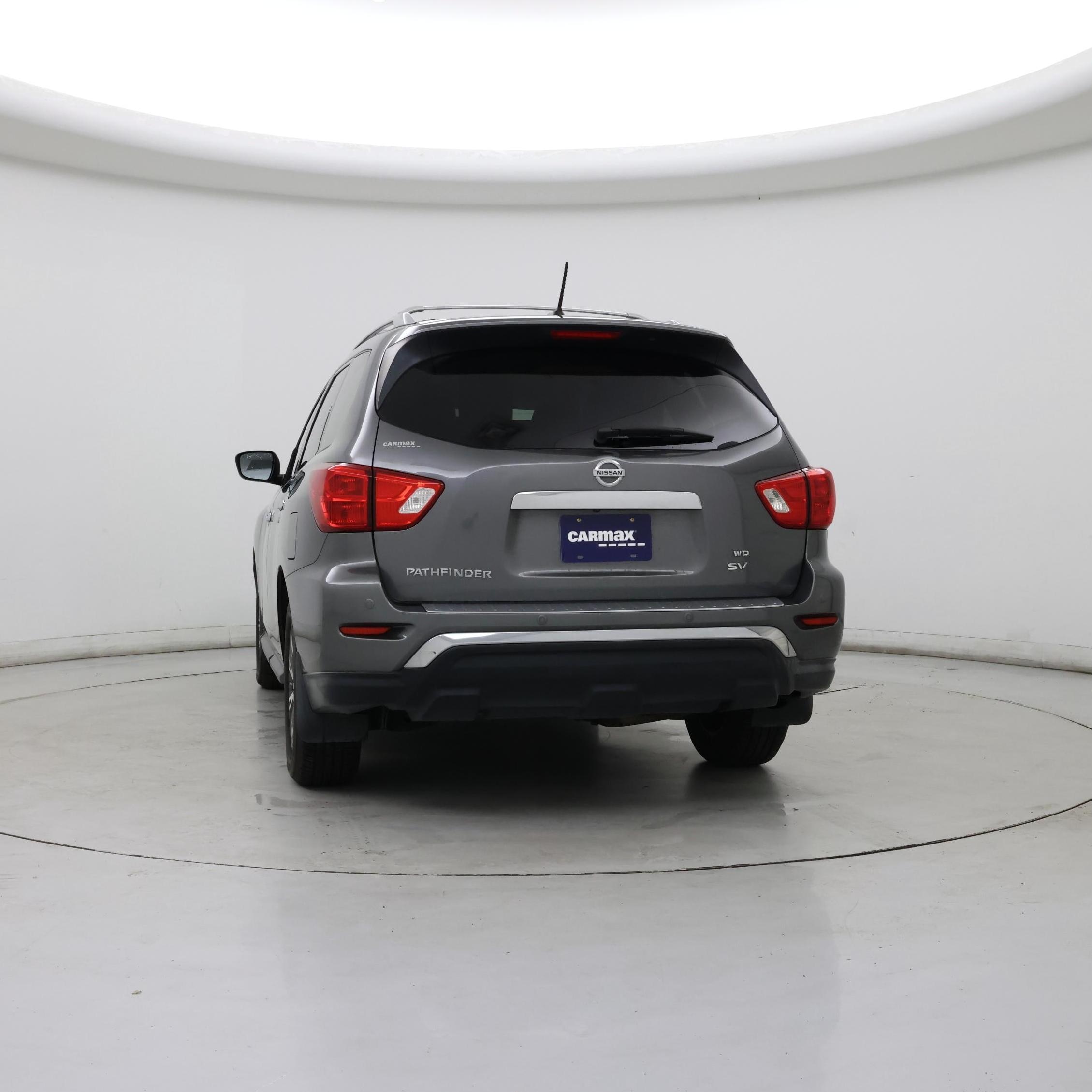 Thumbnail: 2017 Nissan Pathfinder - 6